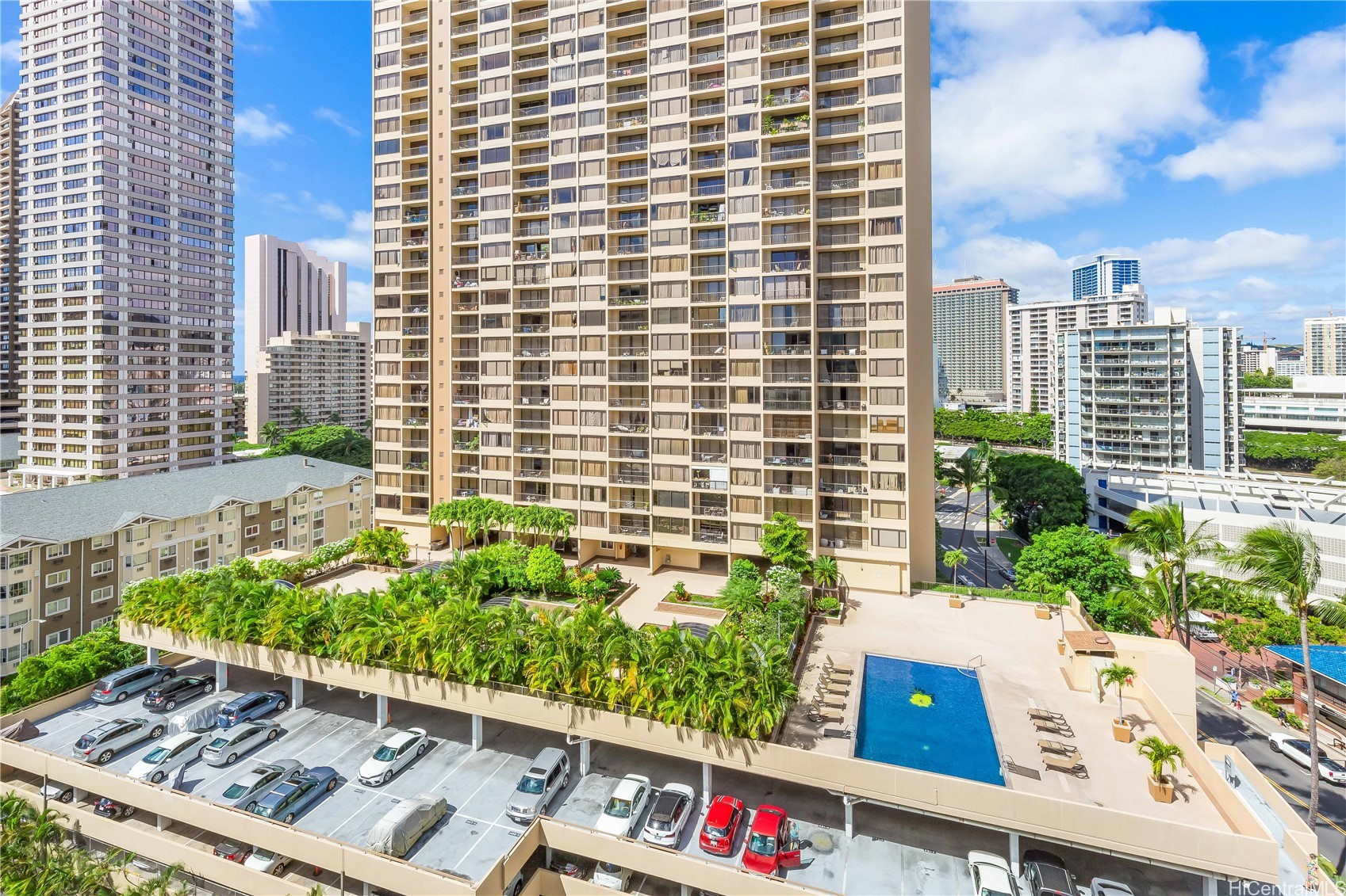 411 Hobron Lane 703