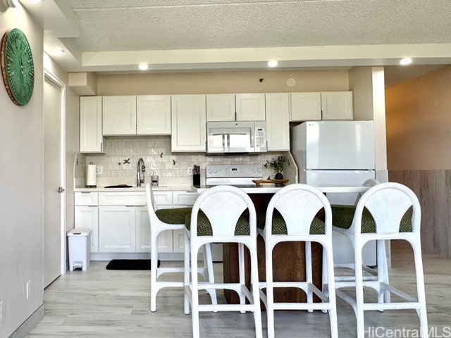201 Ohua Avenue 3403 T2 (NUC)