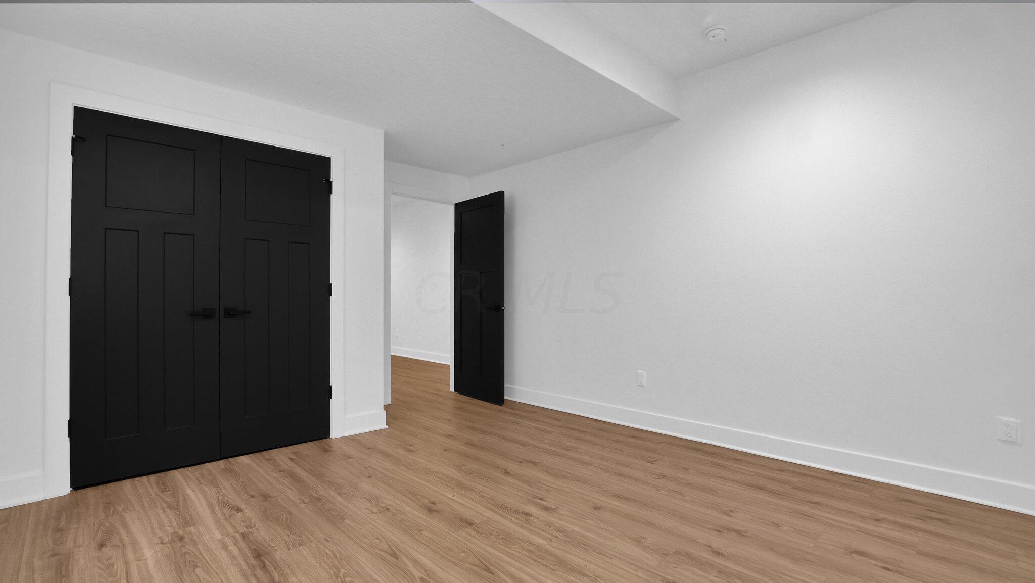 1884 Poplar Place