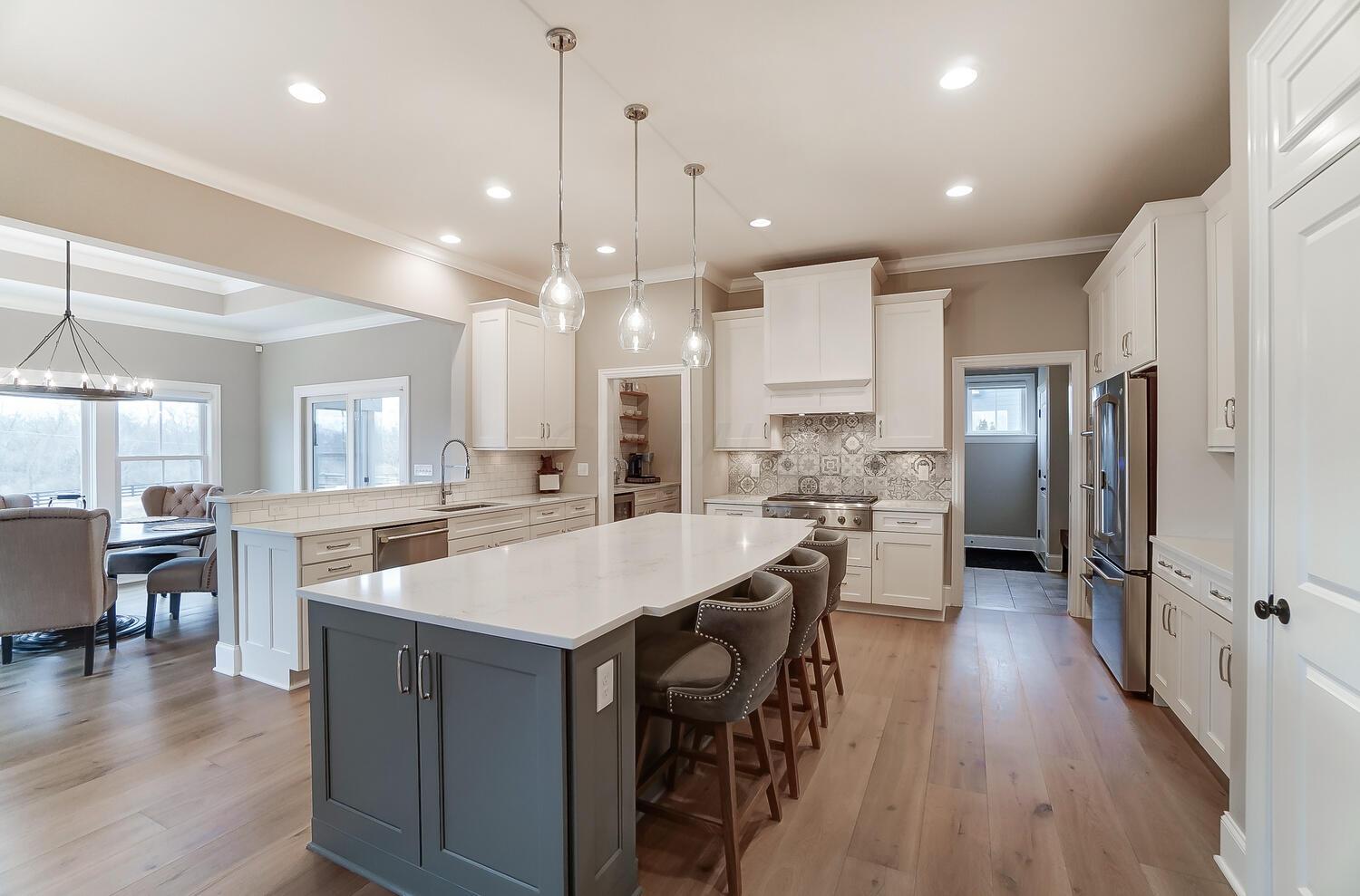 10805 Arrowwood Drive