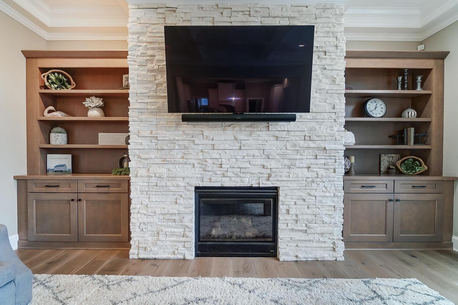 10805 Arrowwood Drive