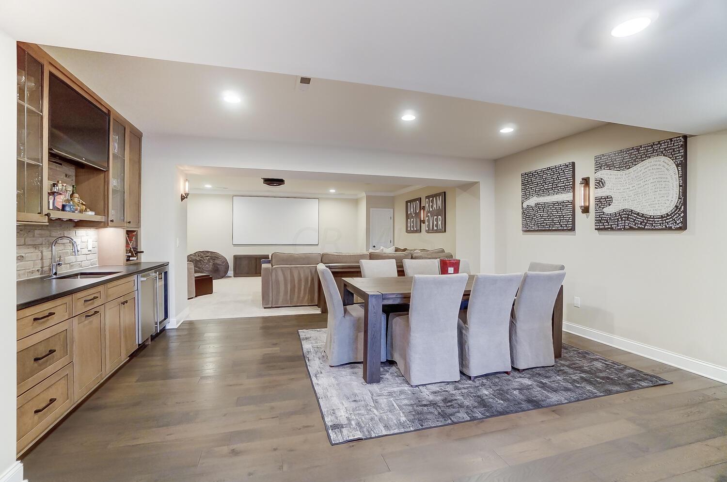 10805 Arrowwood Drive