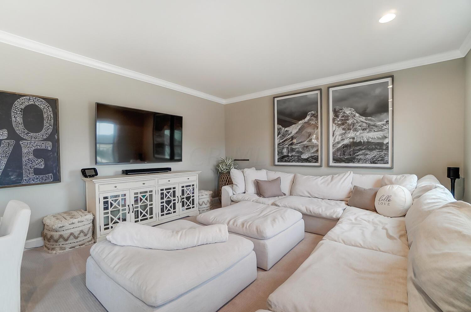 10805 Arrowwood Drive