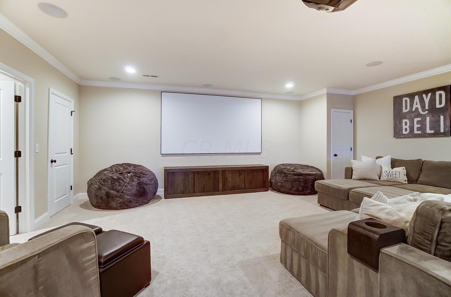10805 Arrowwood Drive
