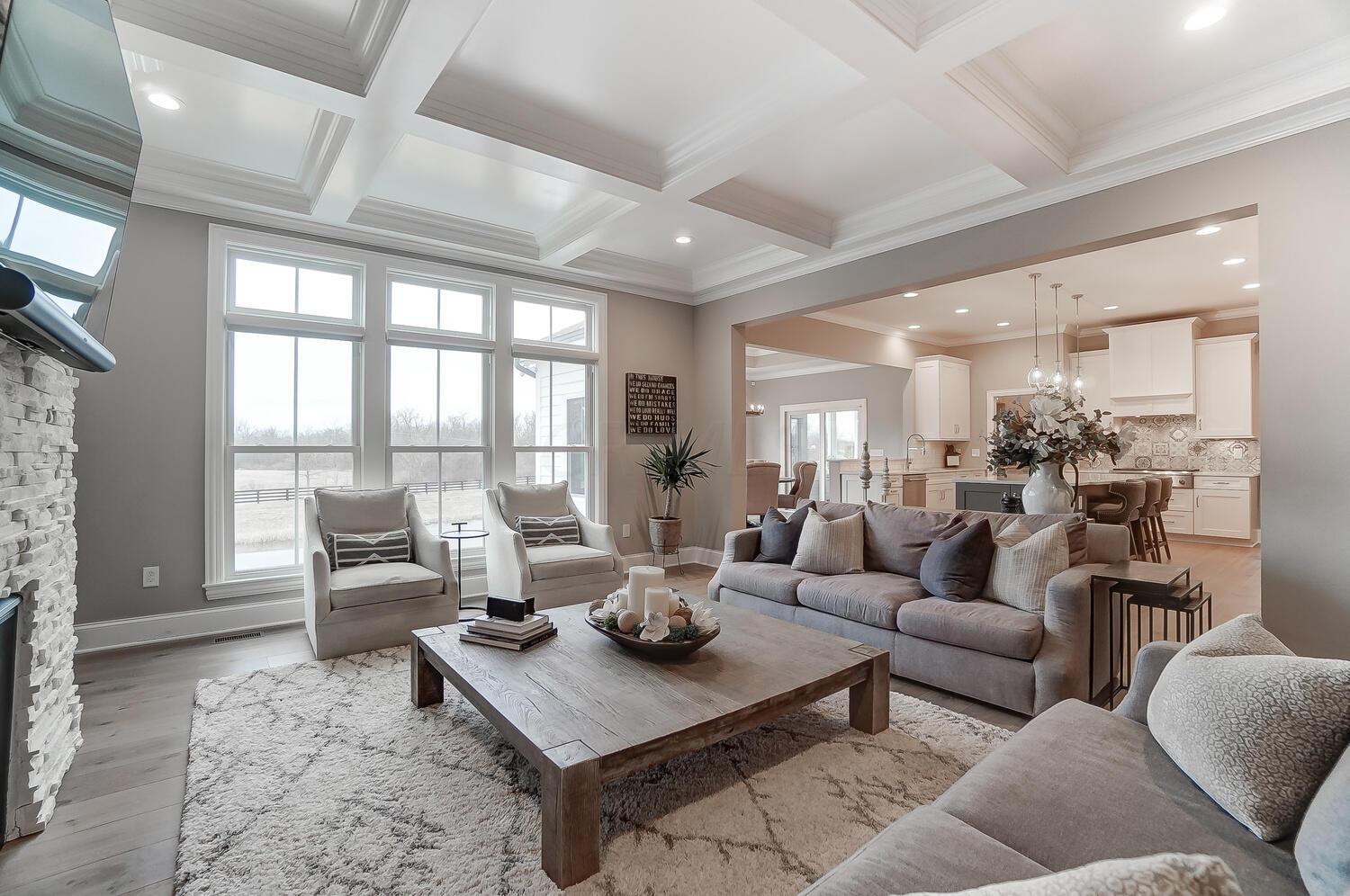 10805 Arrowwood Drive
