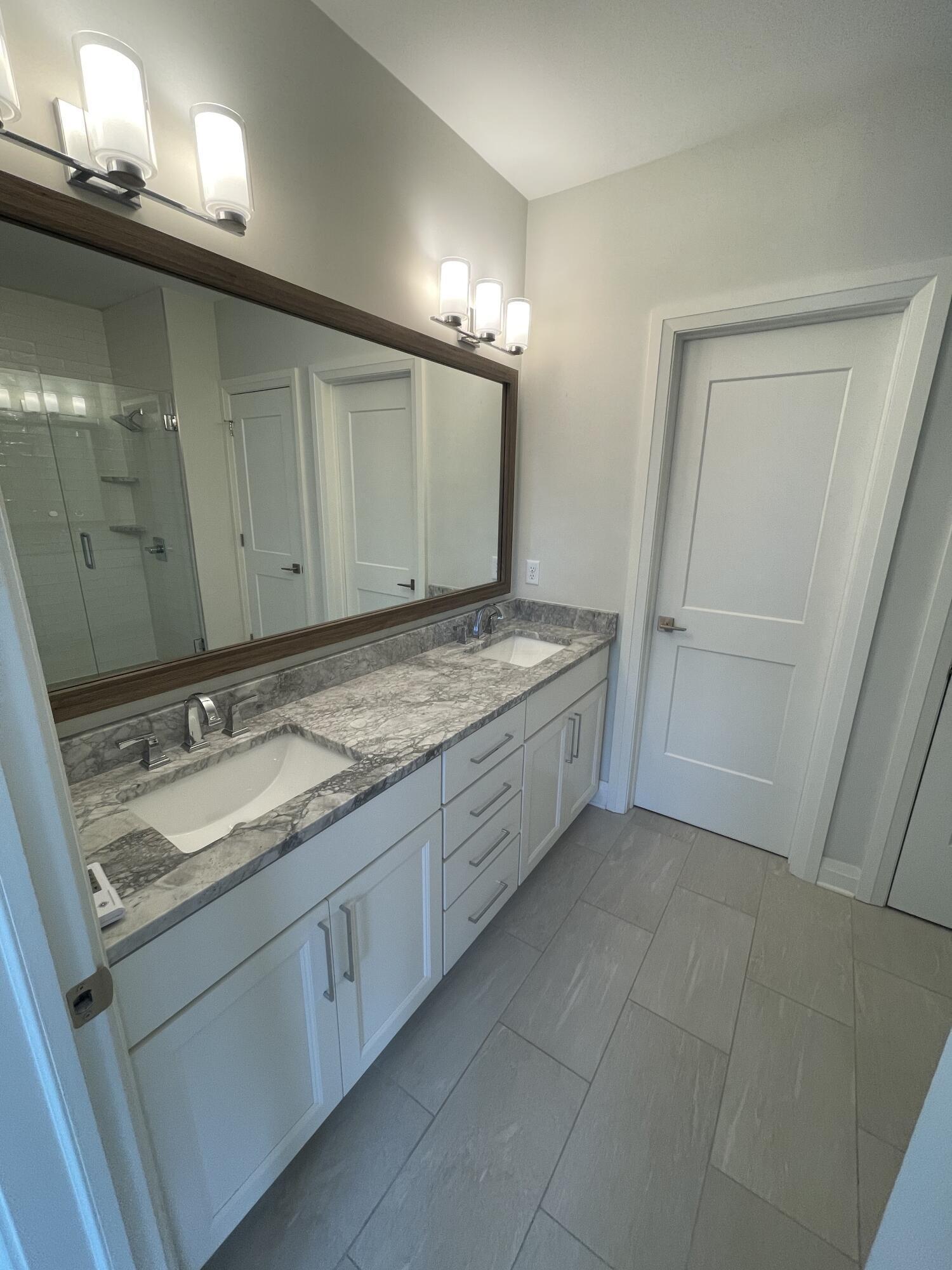 104 W Starr Avenue