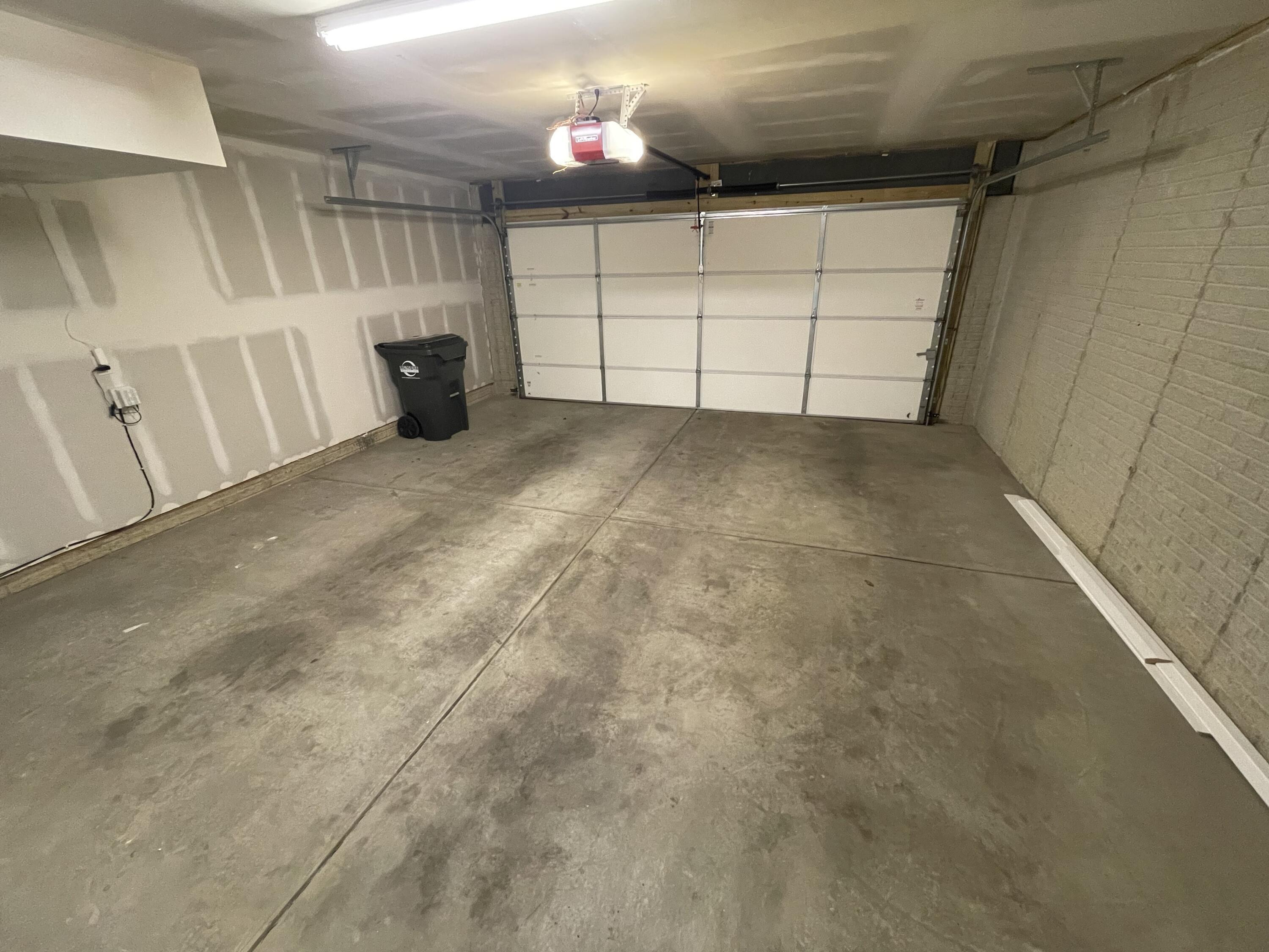 104 W Starr Avenue