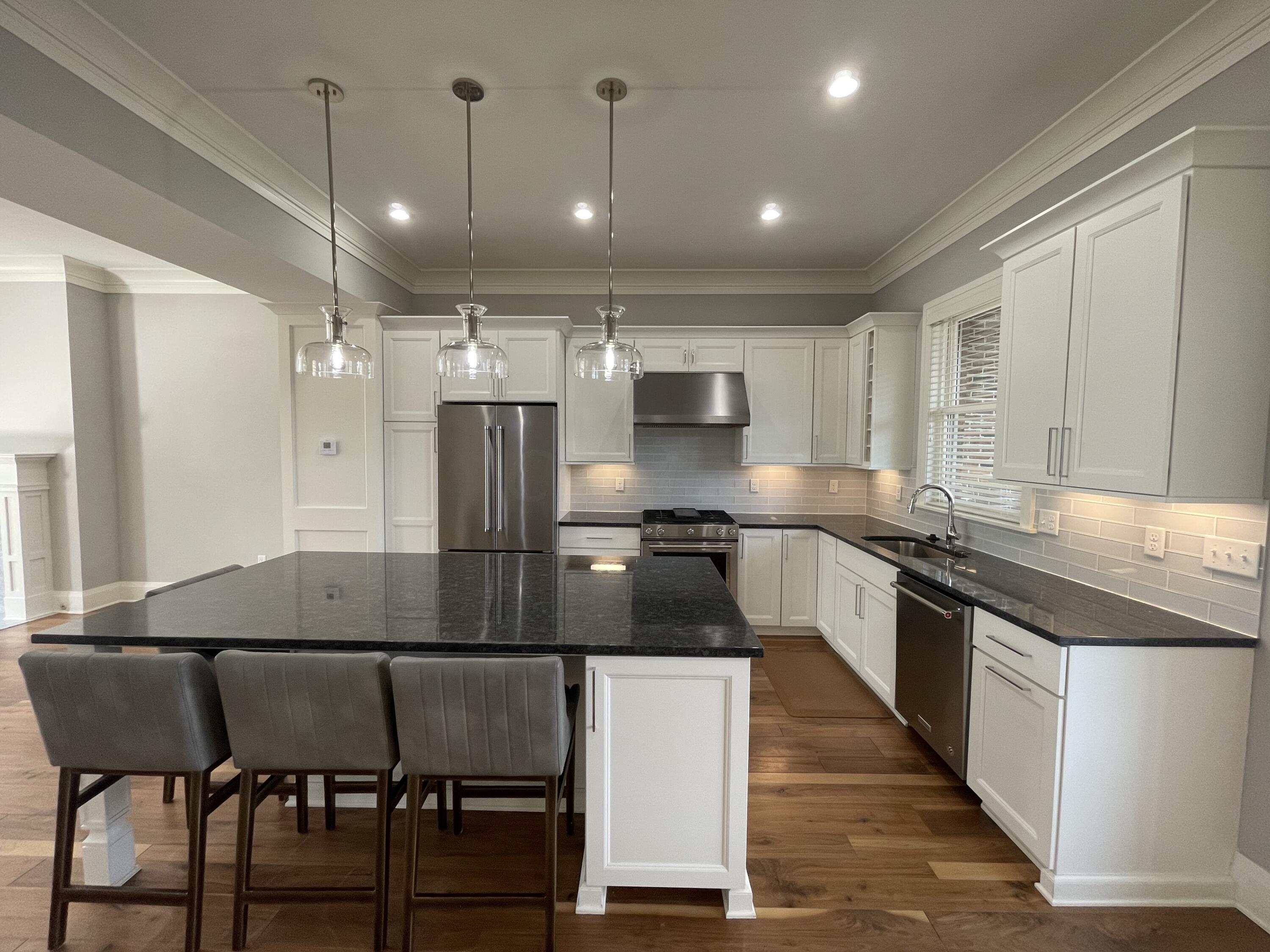 104 W Starr Avenue