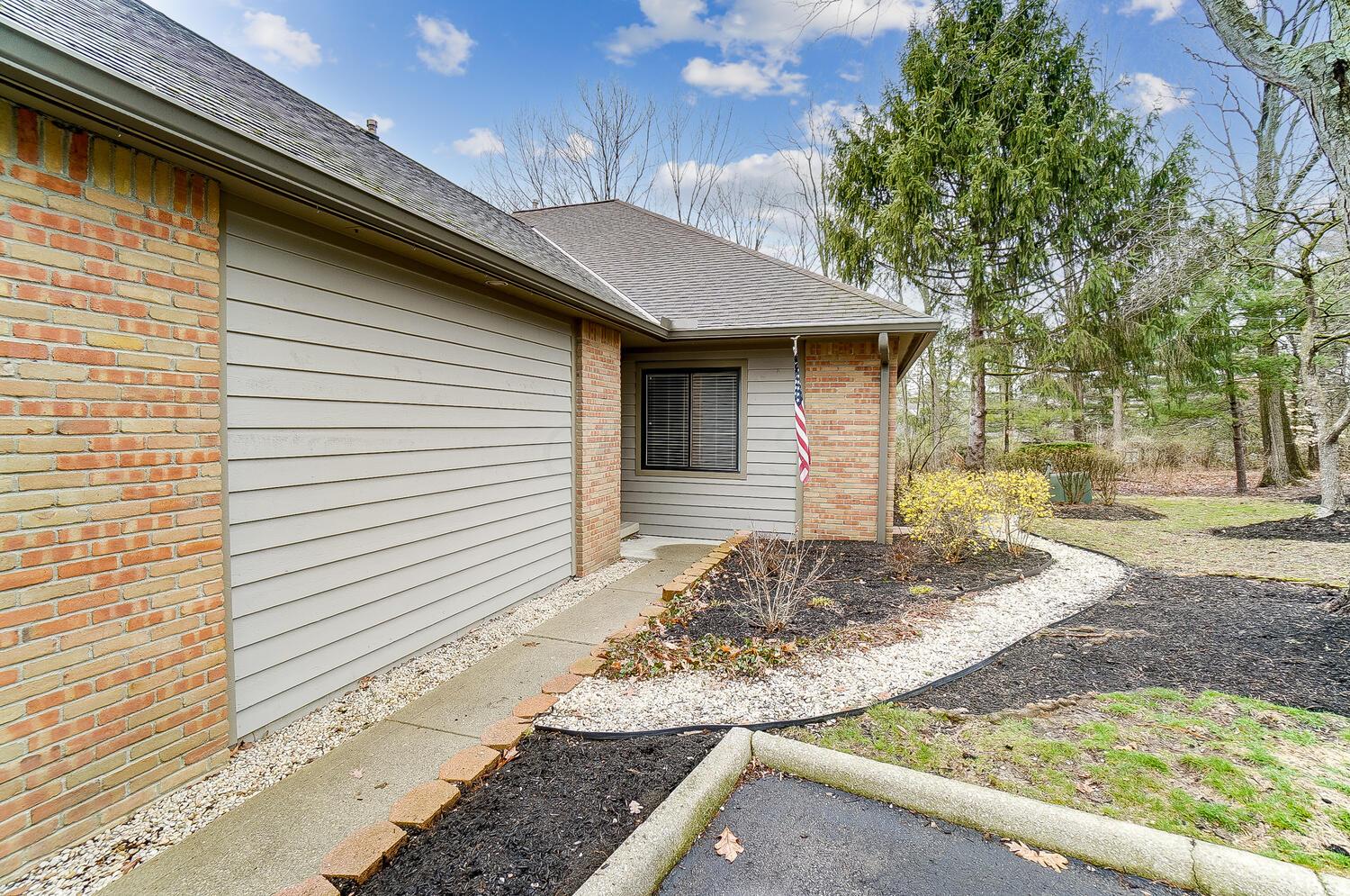 7801 Jaymes Street, 88