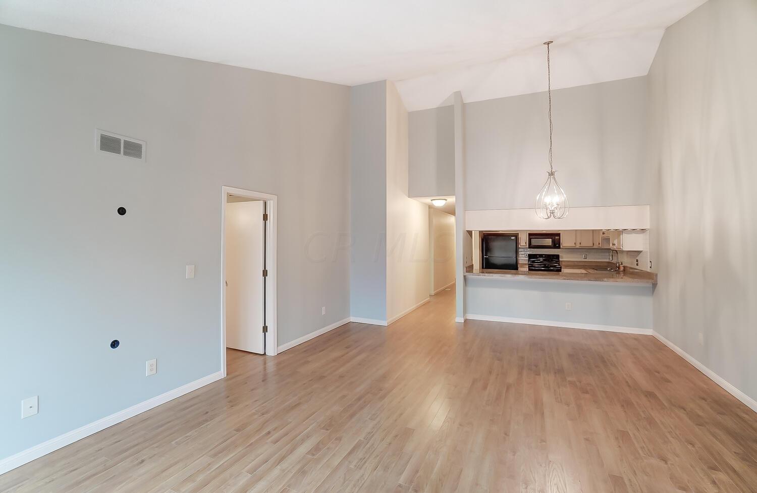 7801 Jaymes Street, 88