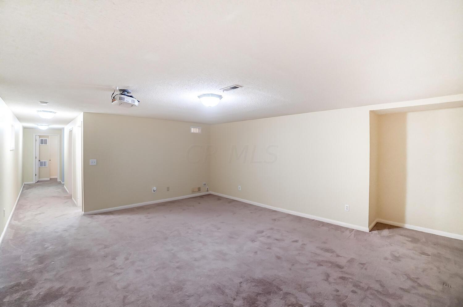 7801 Jaymes Street, 88