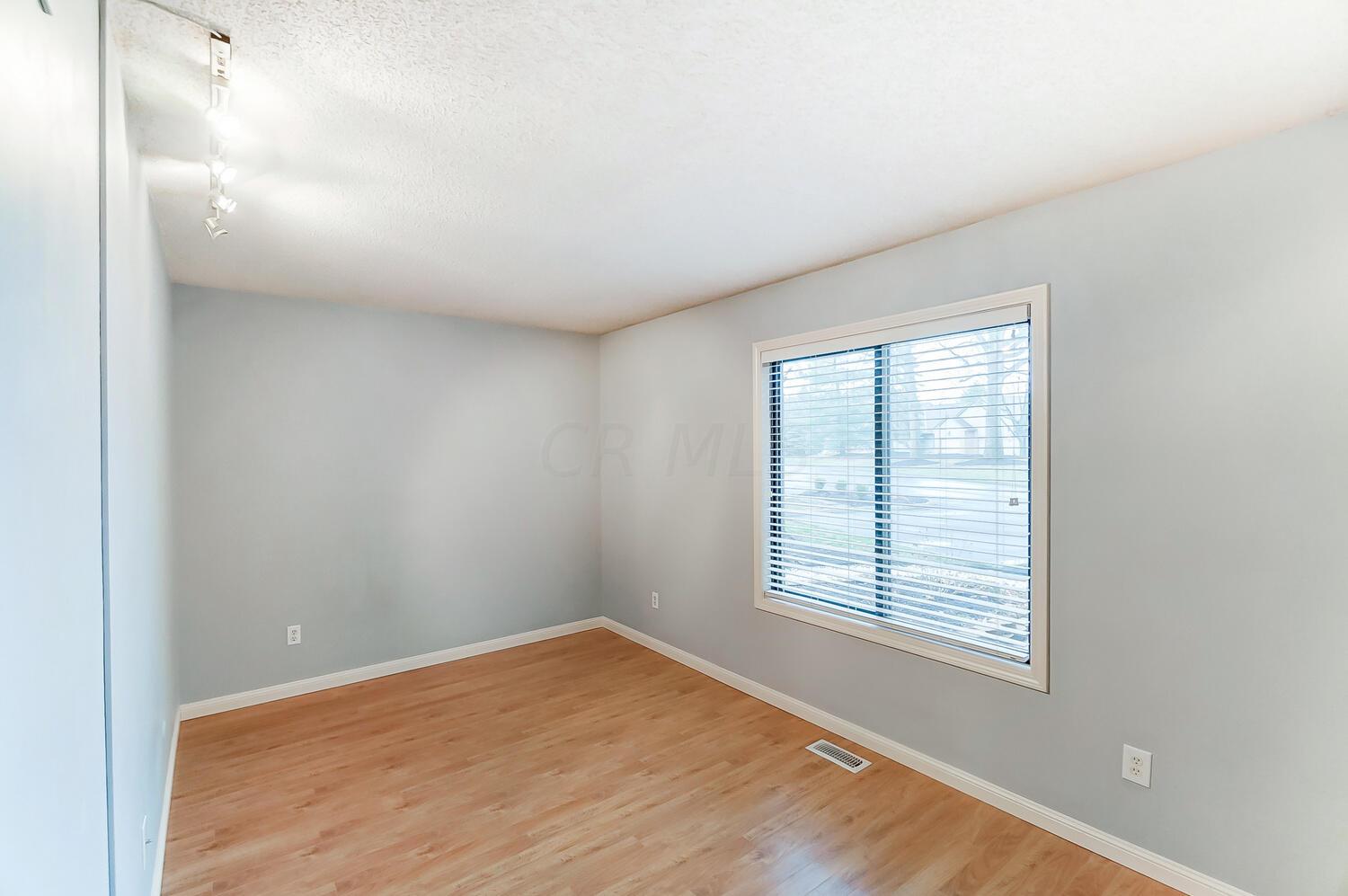 7801 Jaymes Street, 88