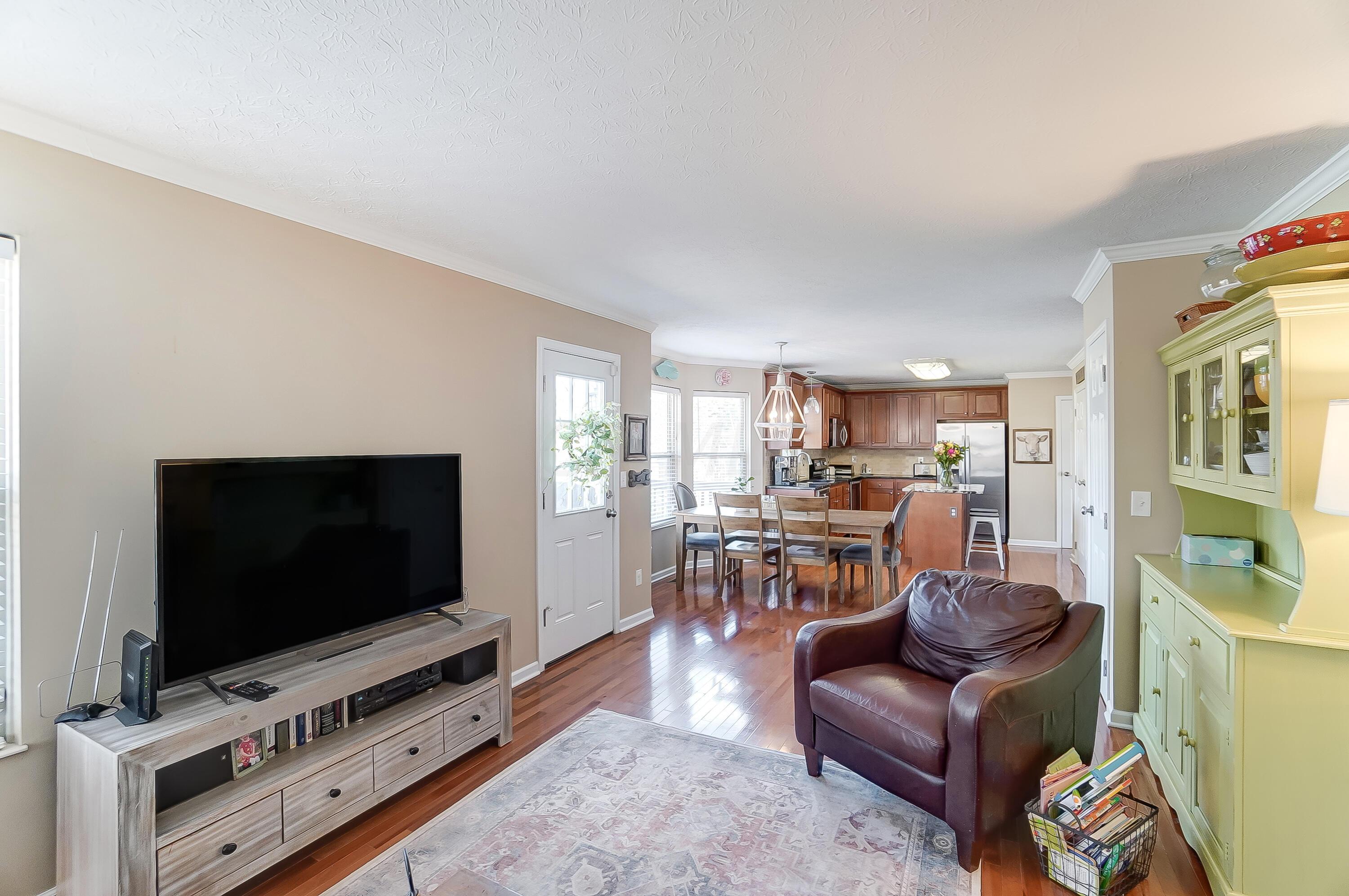 4508 Earman Drive