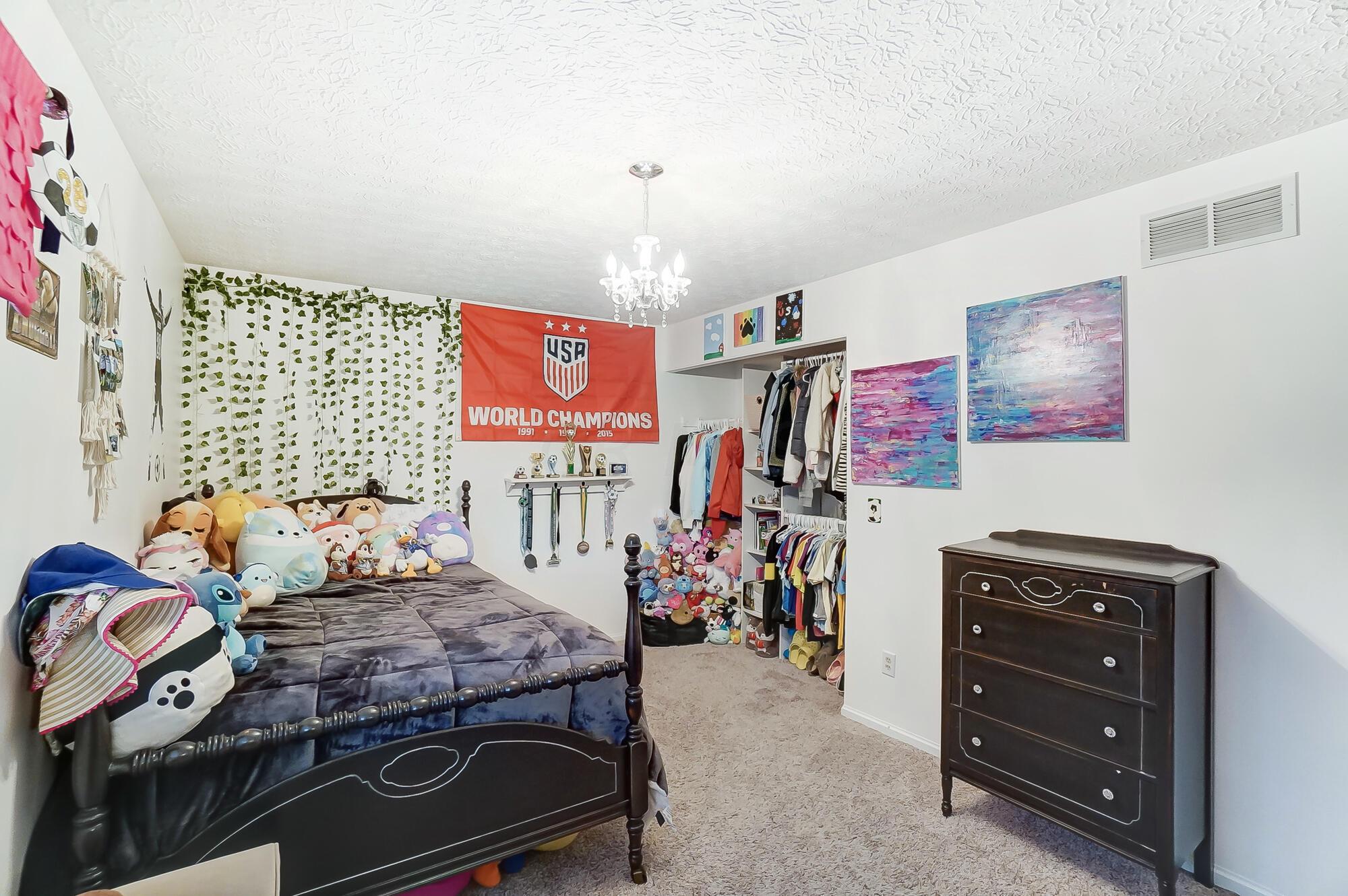 2747 Willow Glen Road