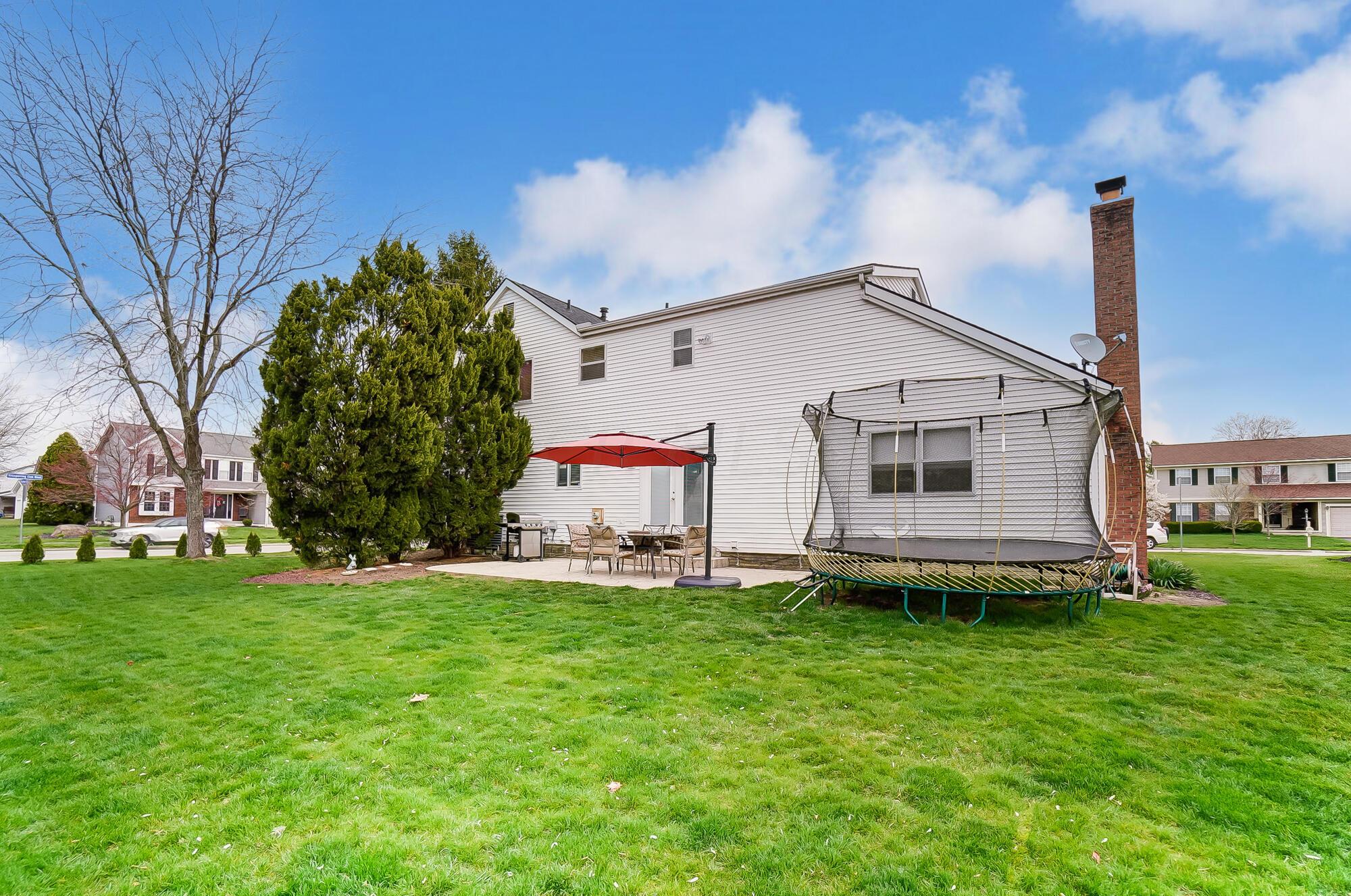 2747 Willow Glen Road