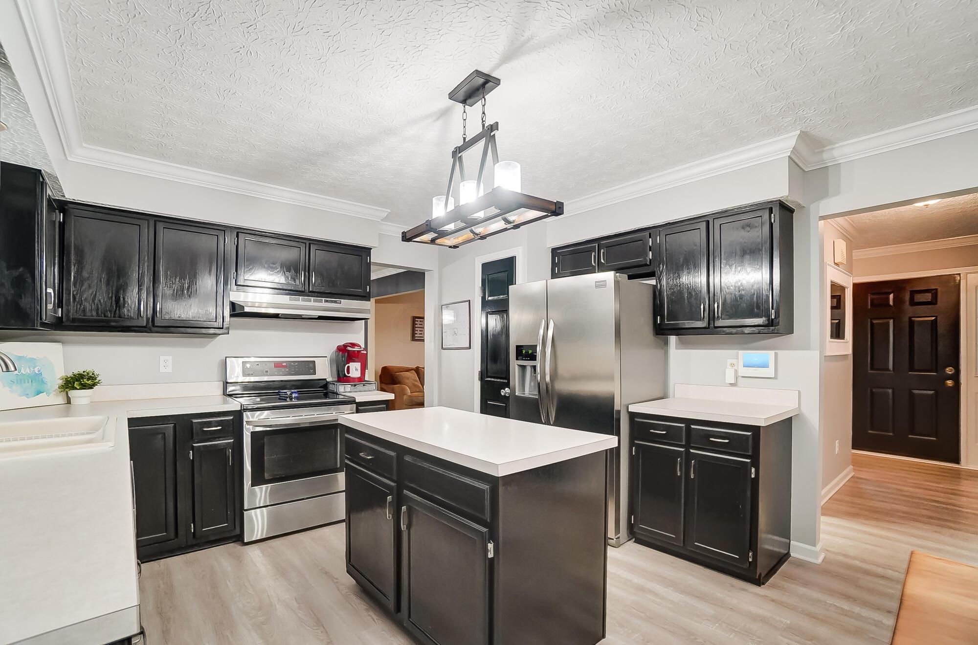 2747 Willow Glen Road