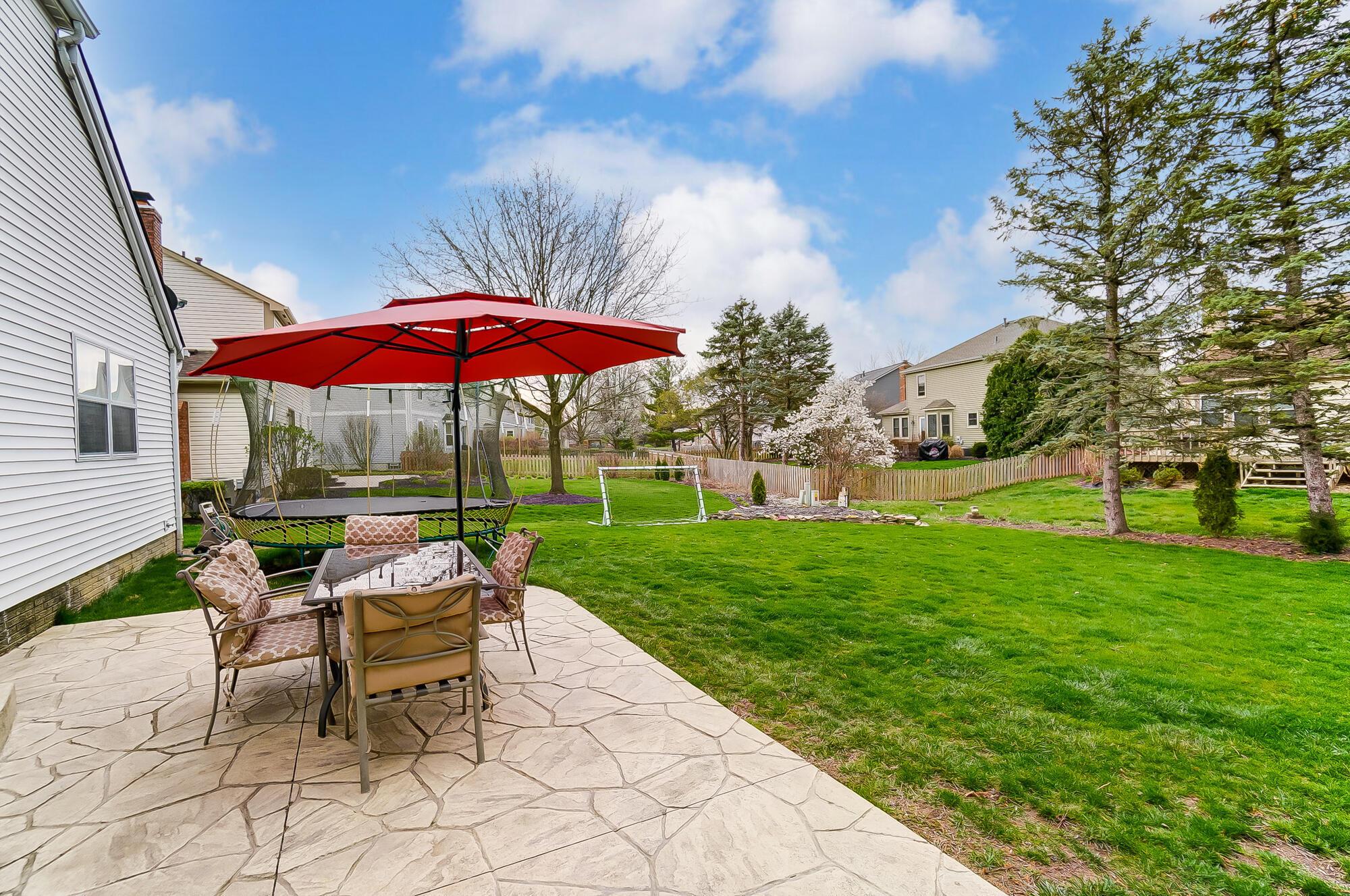 2747 Willow Glen Road