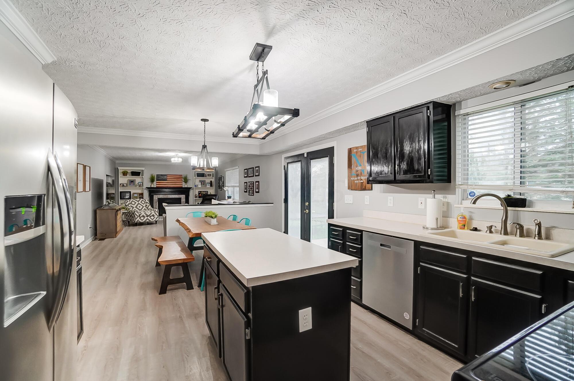 2747 Willow Glen Road