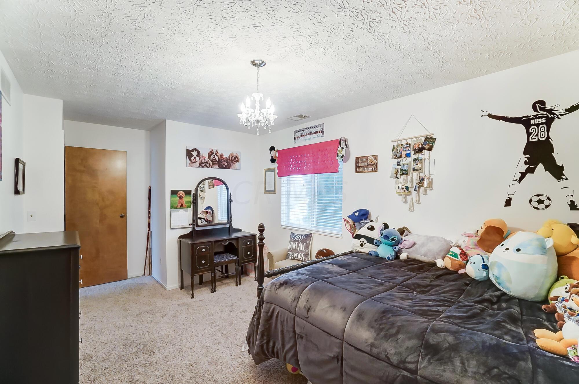 2747 Willow Glen Road