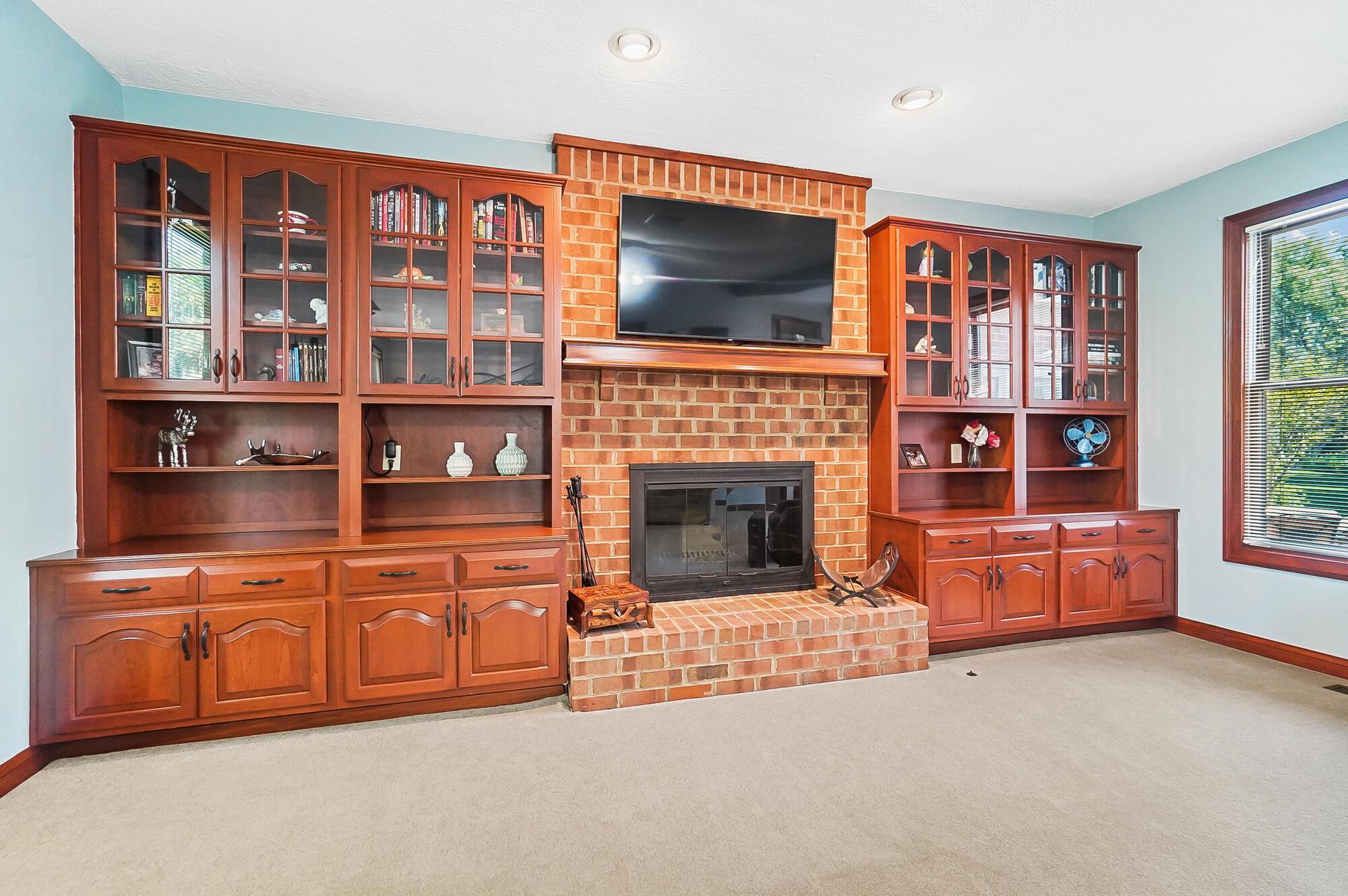 7744 Heatherwood Lane