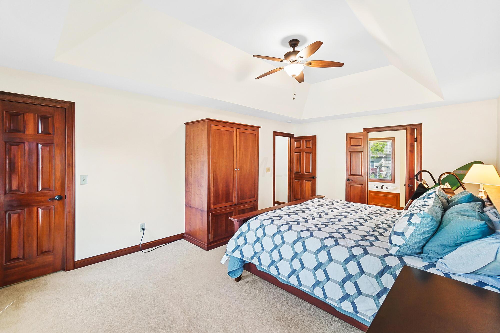 7744 Heatherwood Lane