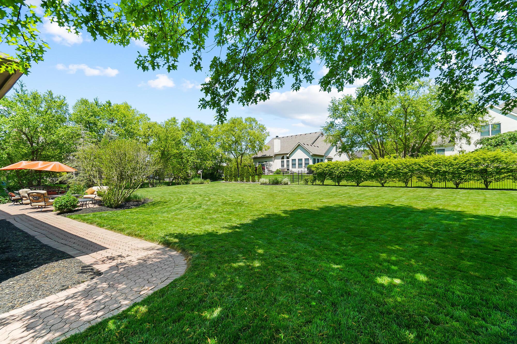 7744 Heatherwood Lane