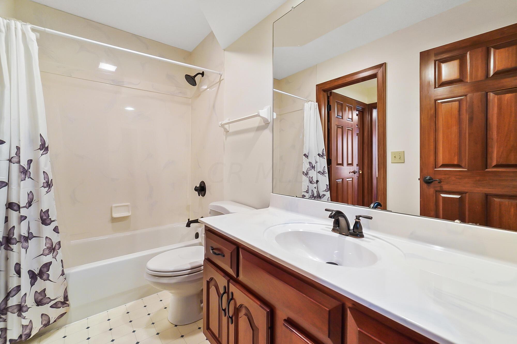 7744 Heatherwood Lane