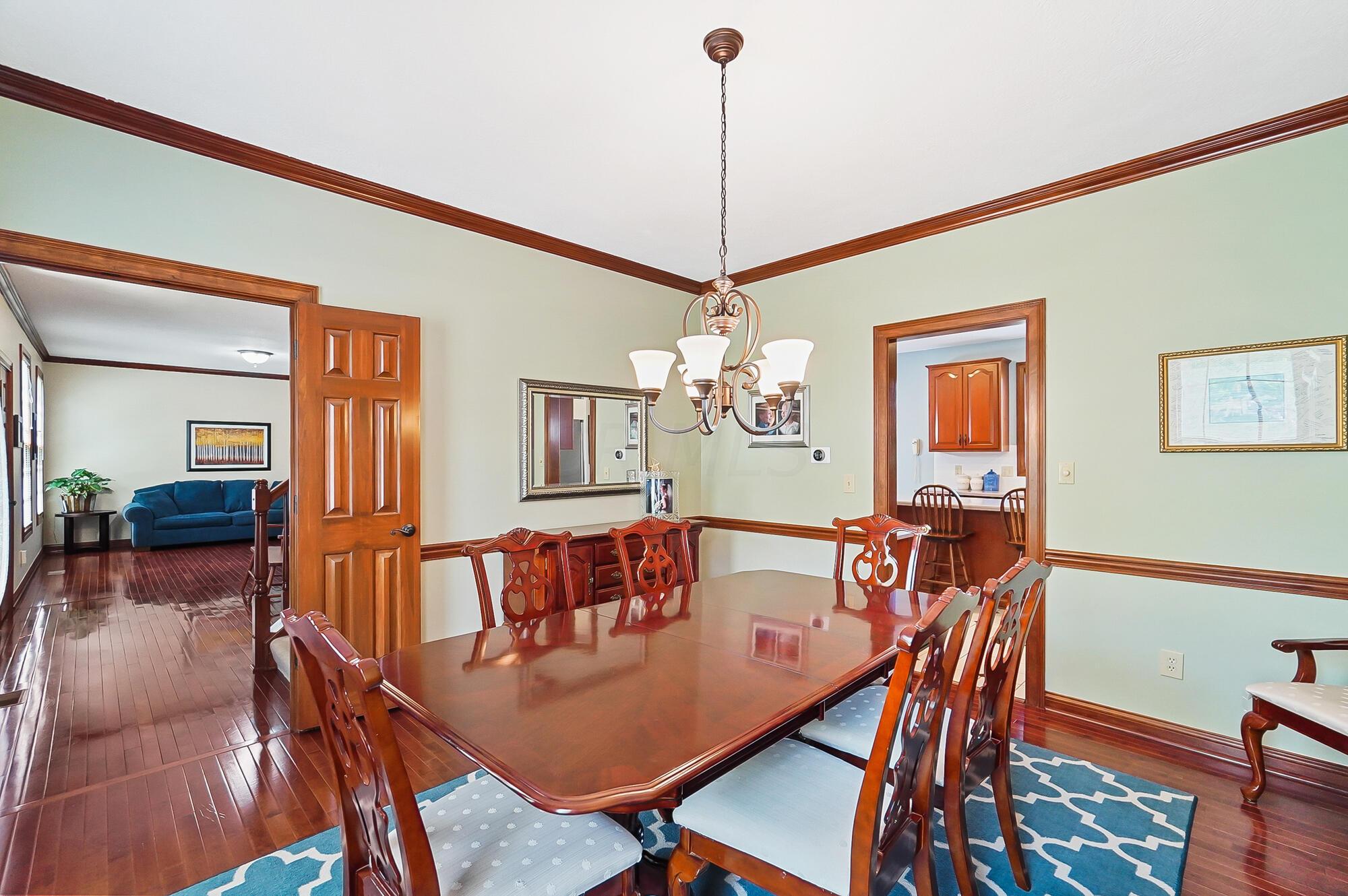 7744 Heatherwood Lane