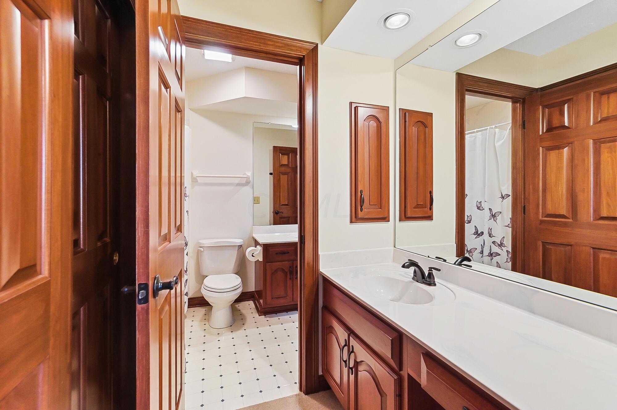 7744 Heatherwood Lane