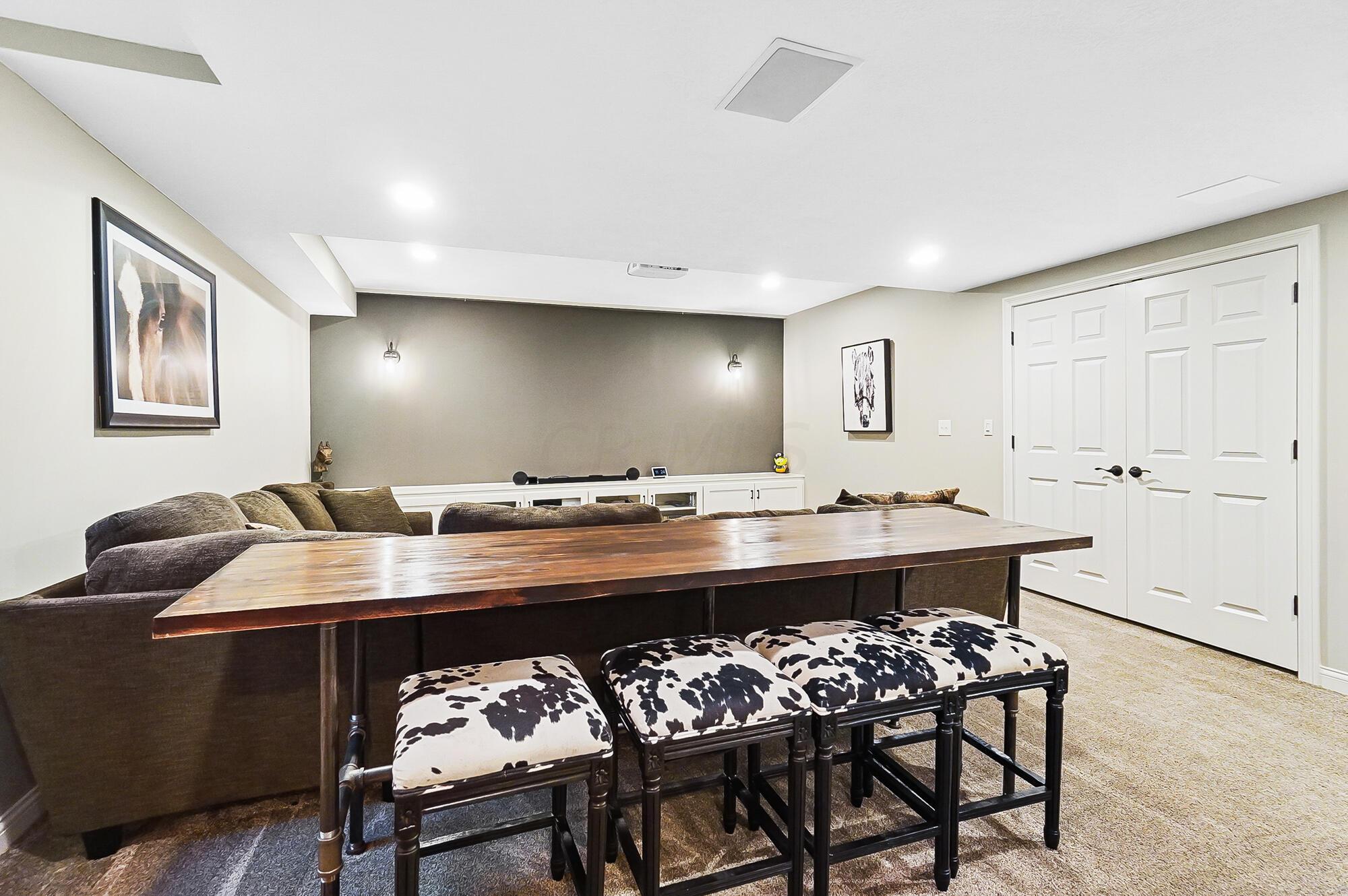 7744 Heatherwood Lane