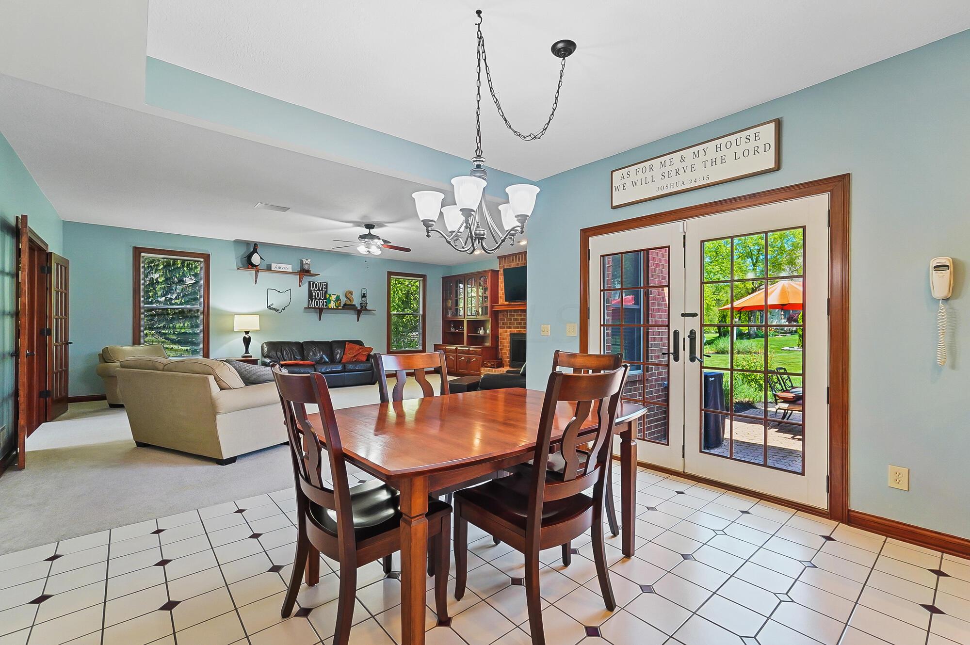 7744 Heatherwood Lane