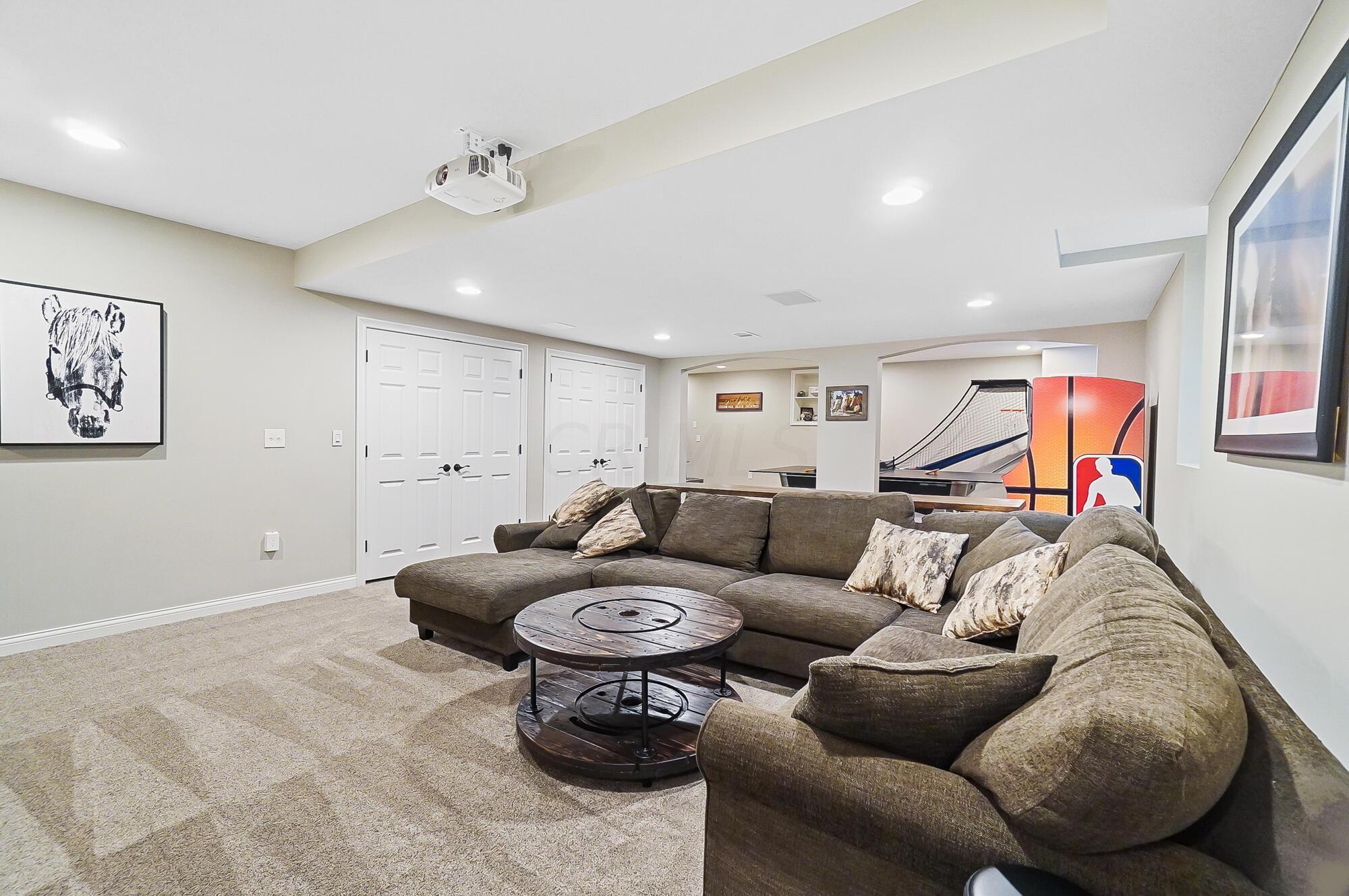 7744 Heatherwood Lane