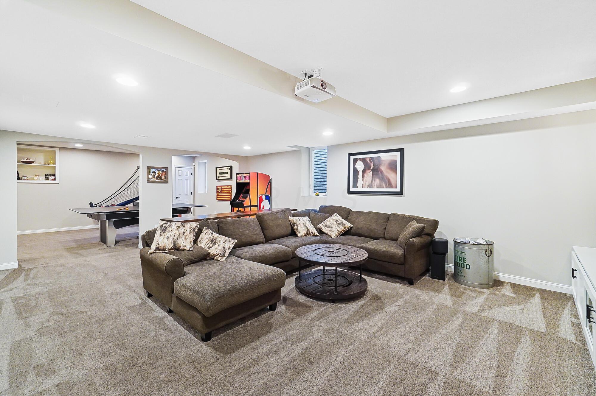 7744 Heatherwood Lane
