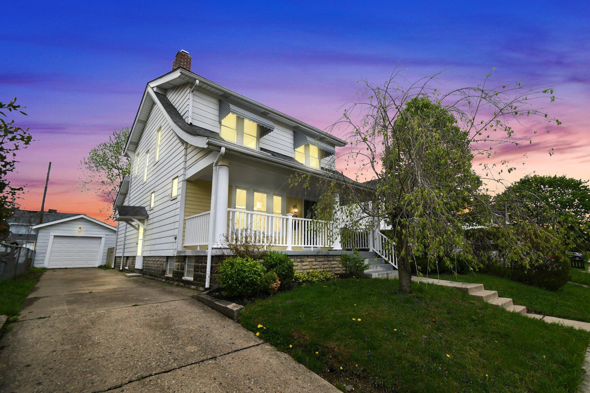 492 Hilltonia Avenue