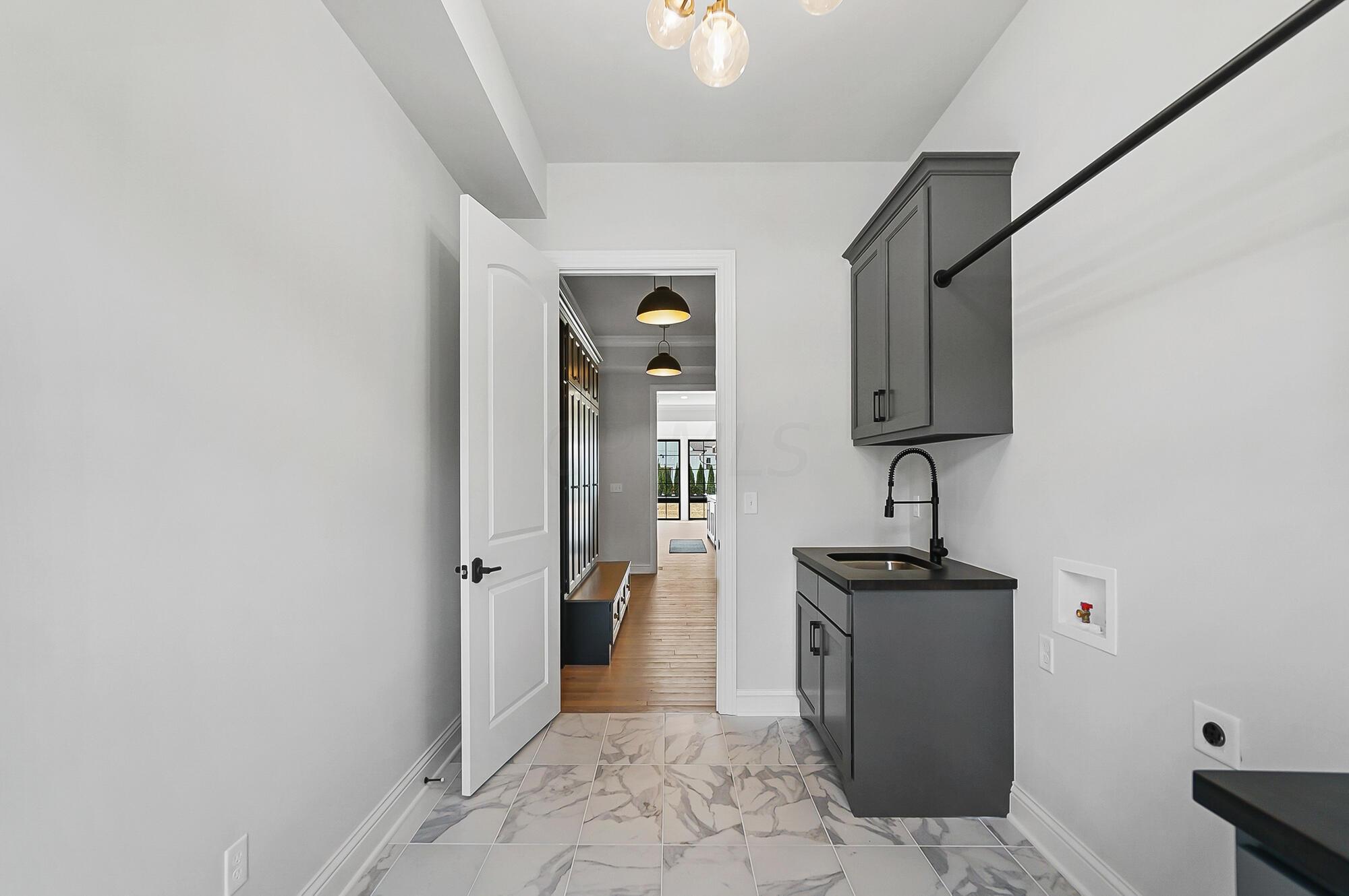 8173 Canopy Glen Drive