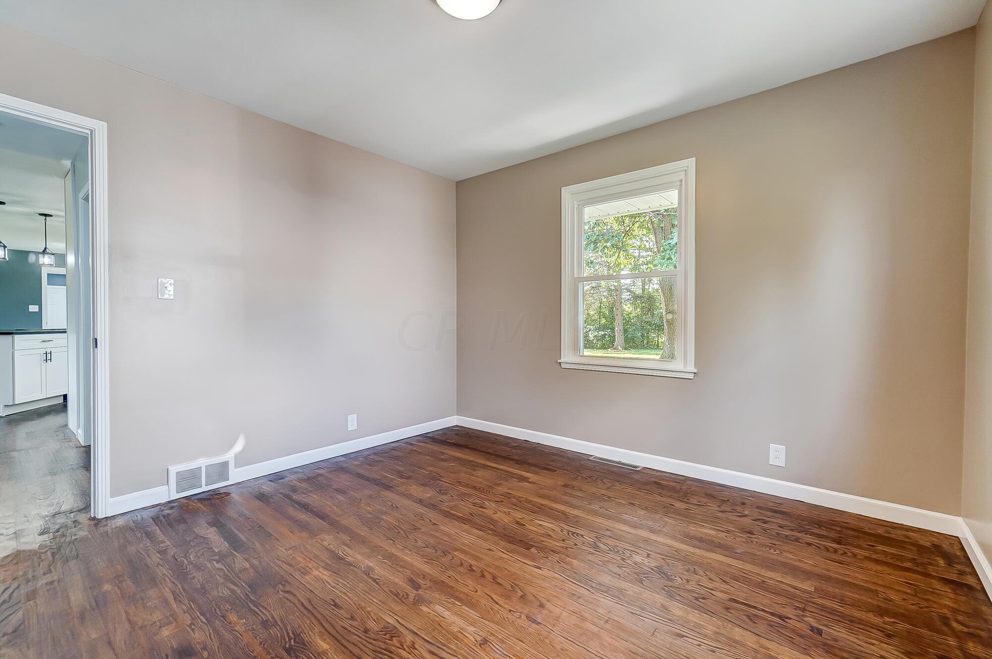 135 Crestview Drive