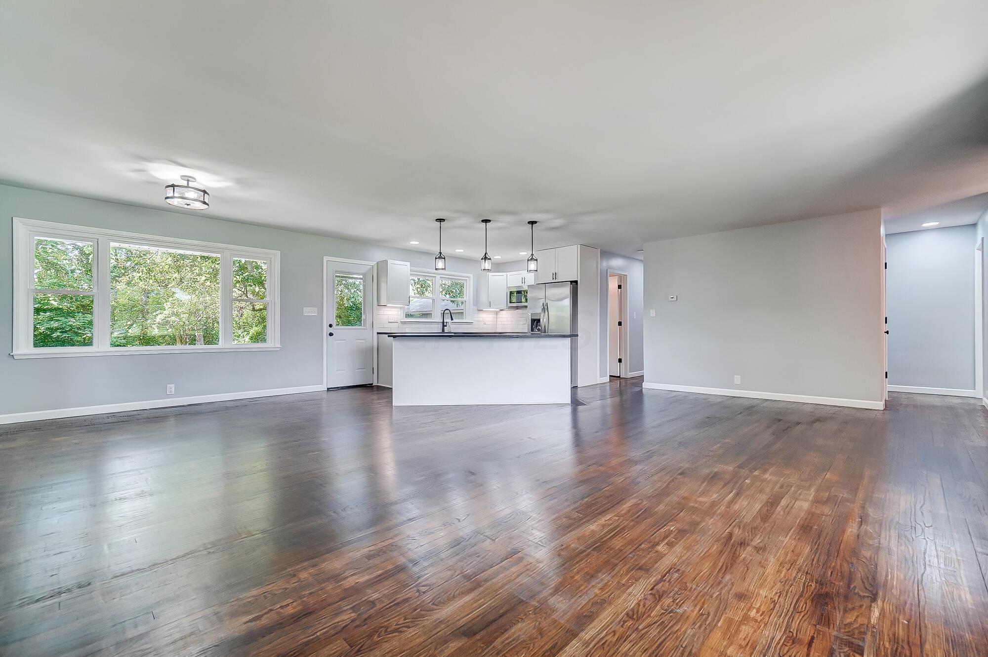 135 Crestview Drive