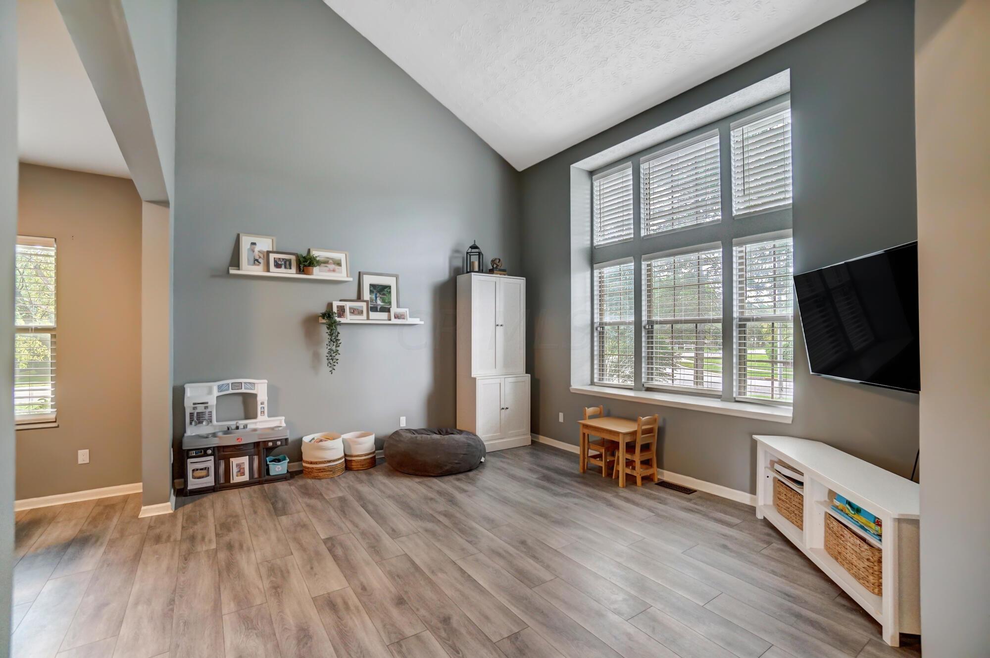 3155 Bohlen Drive