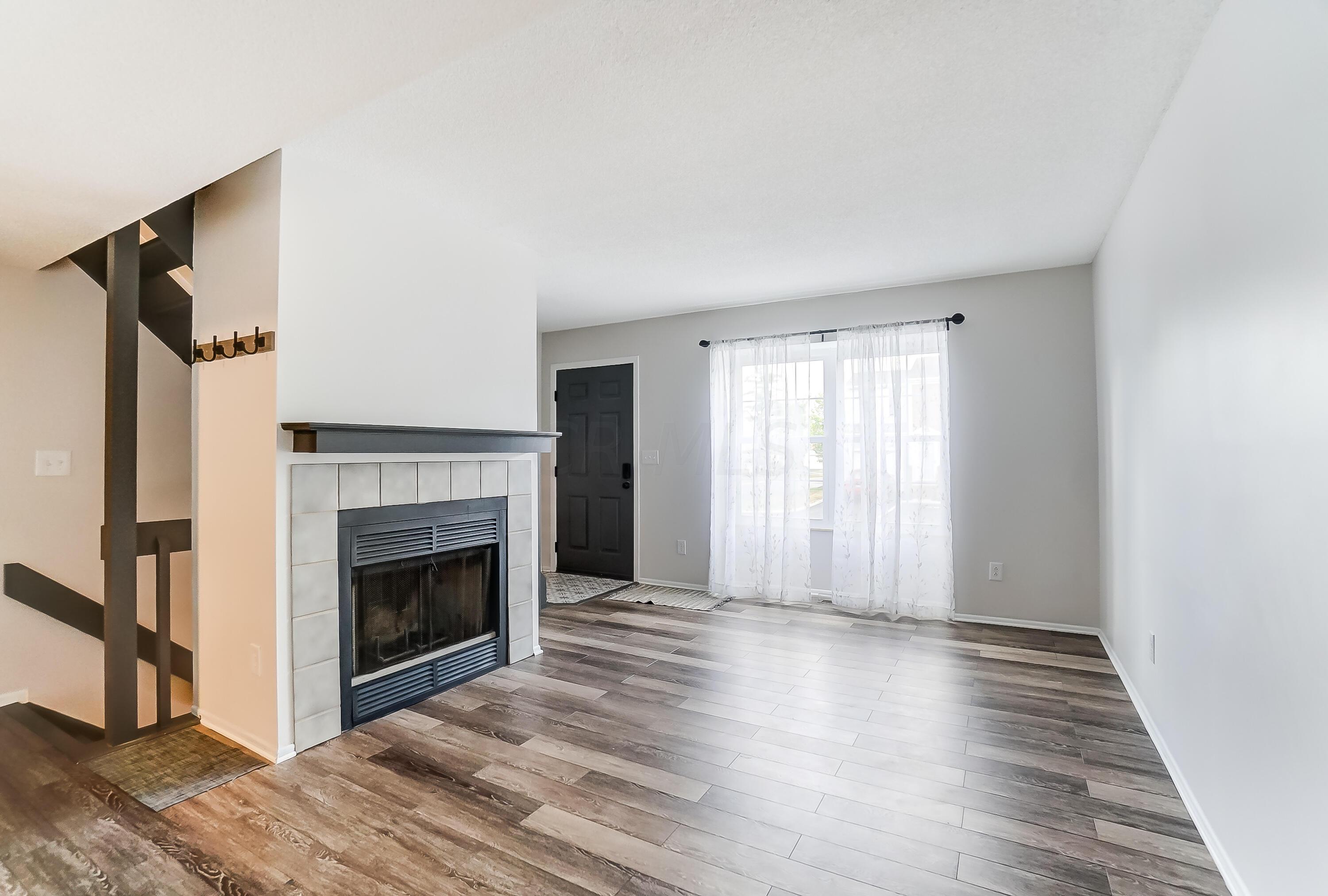 4923 Stoneybrook Boulevard, 21F