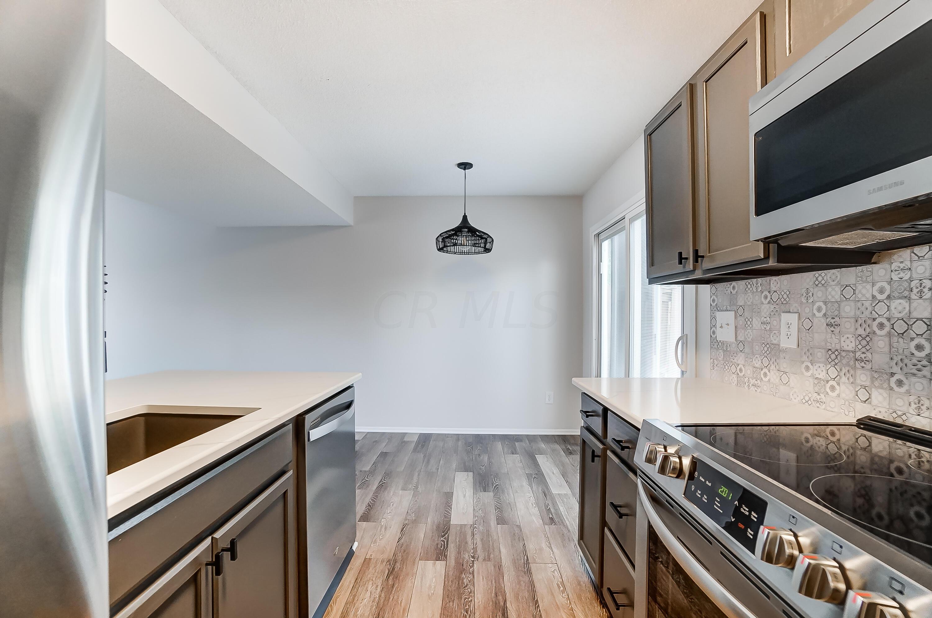 4923 Stoneybrook Boulevard, 21F