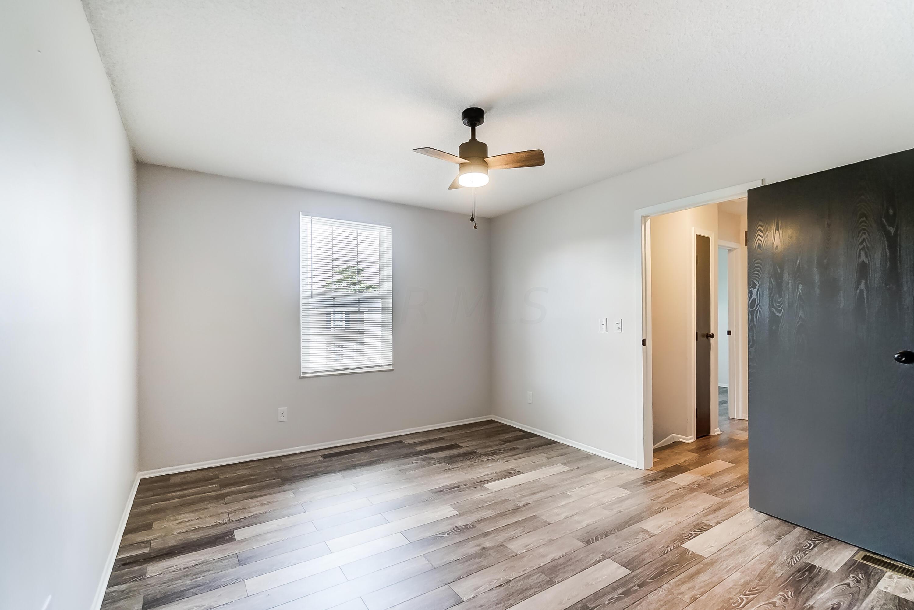 4923 Stoneybrook Boulevard, 21F