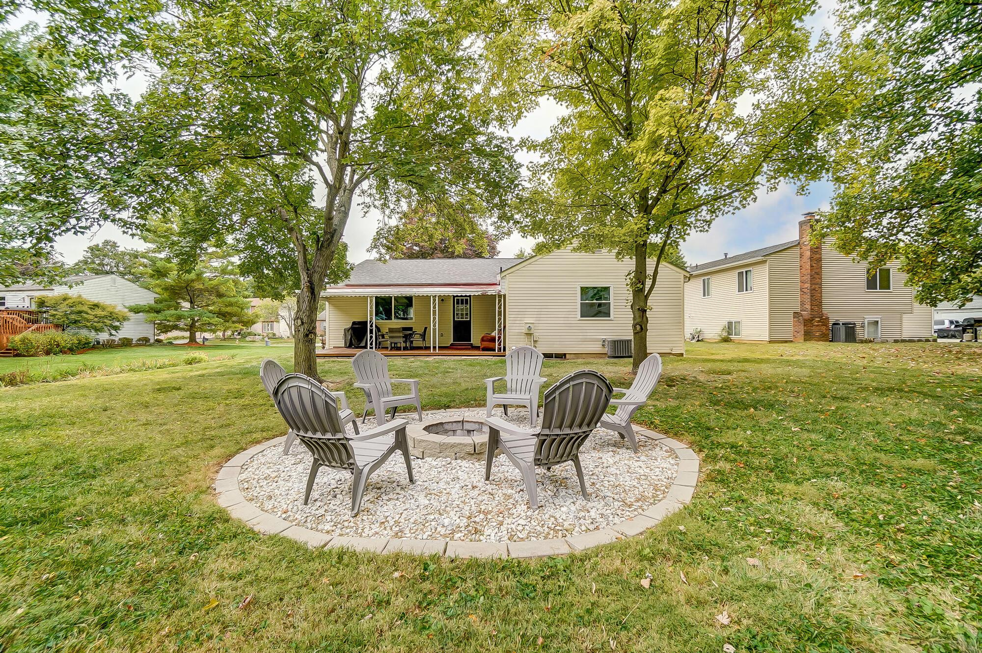 1926 Lost Valley Road