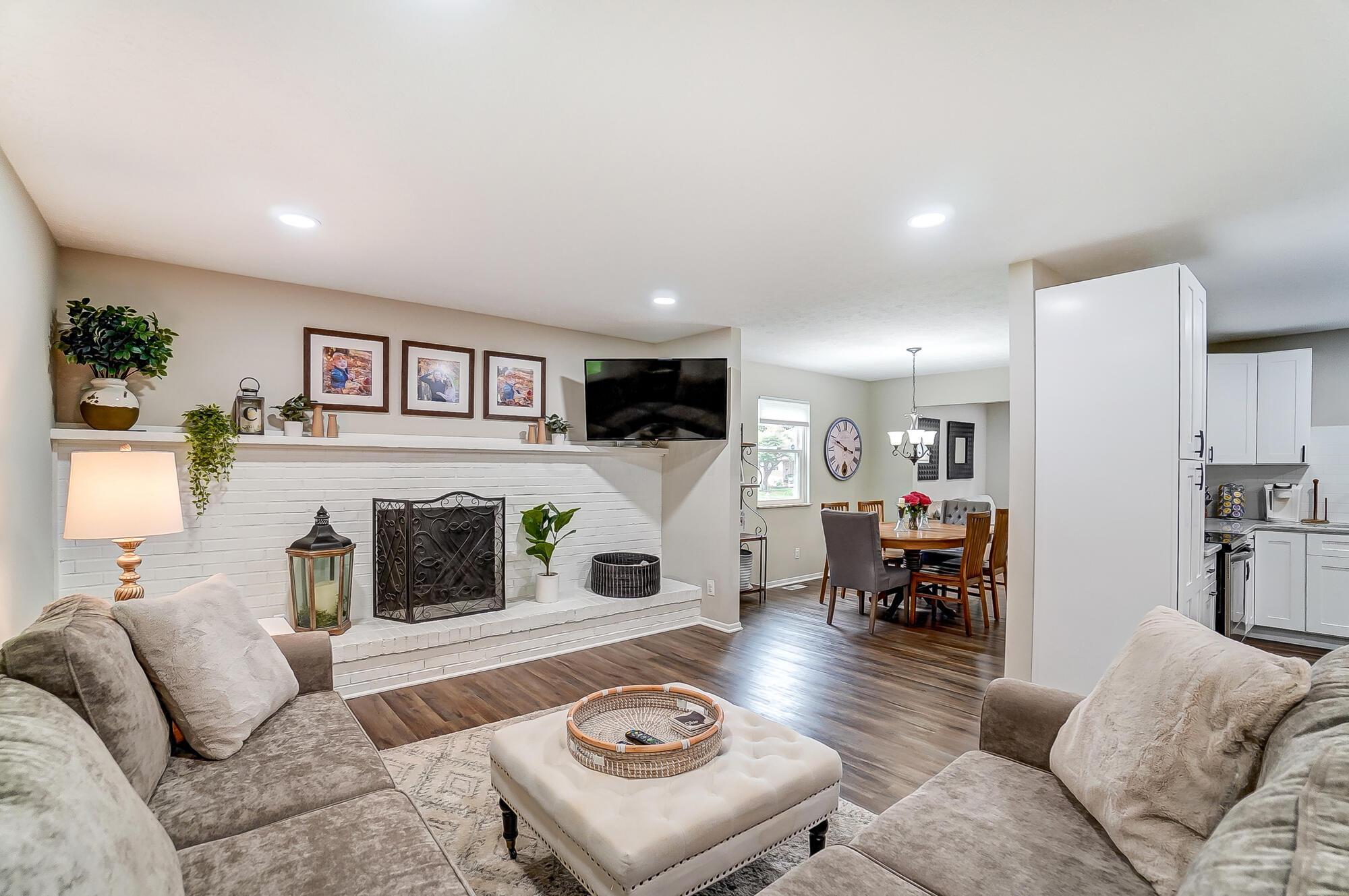 1926 Lost Valley Road