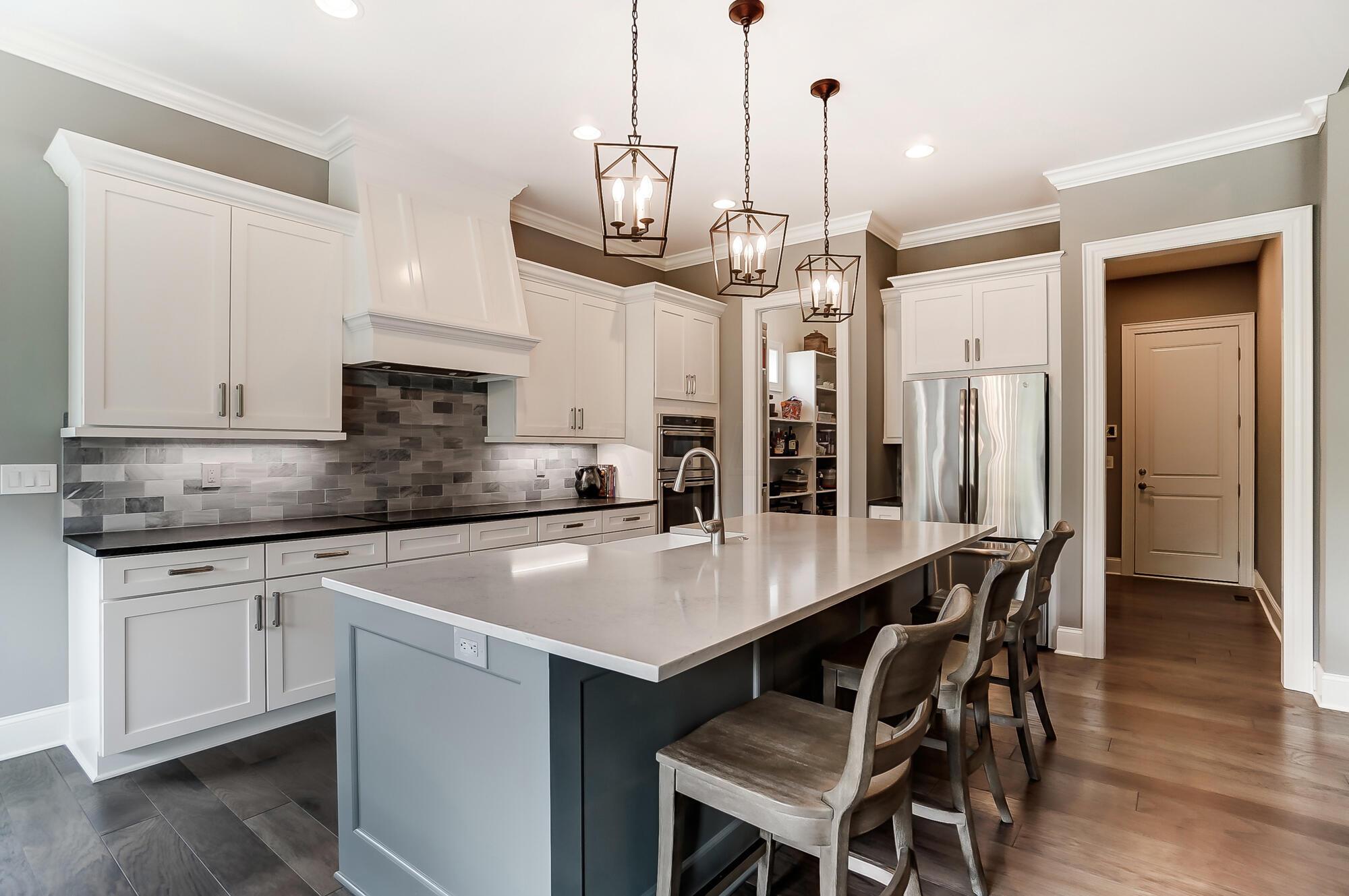 11143 Kingfisher Place