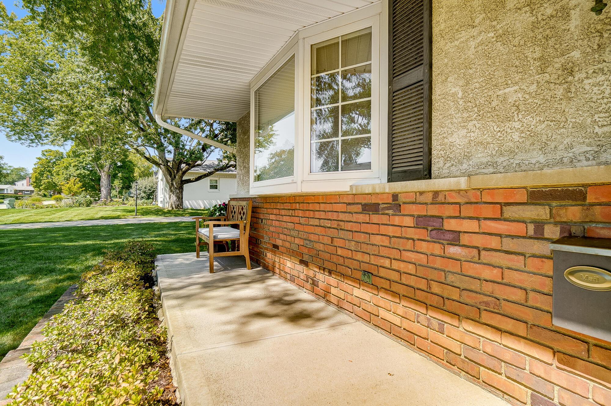 664 Beautyview Court