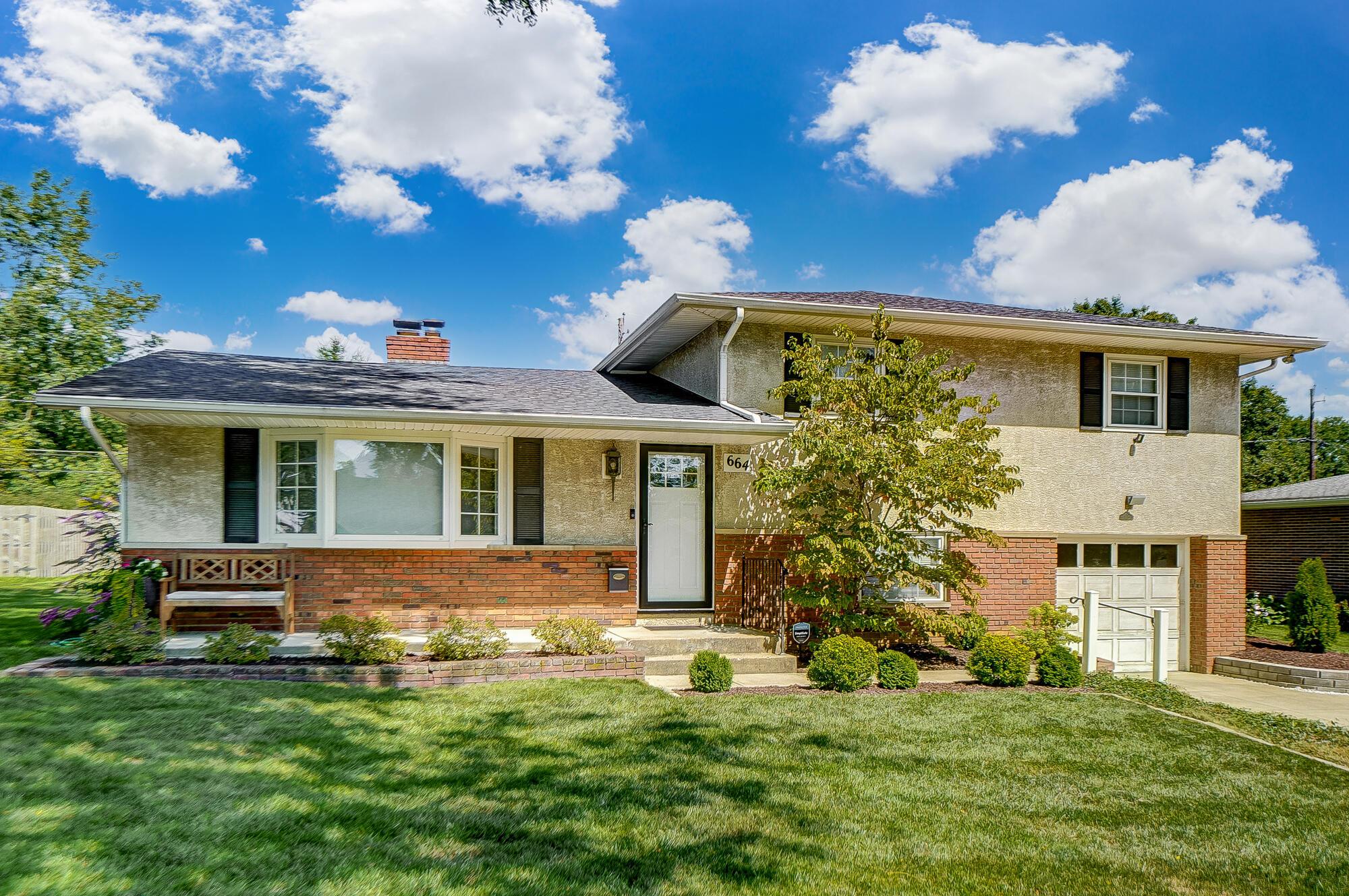 664 Beautyview Court