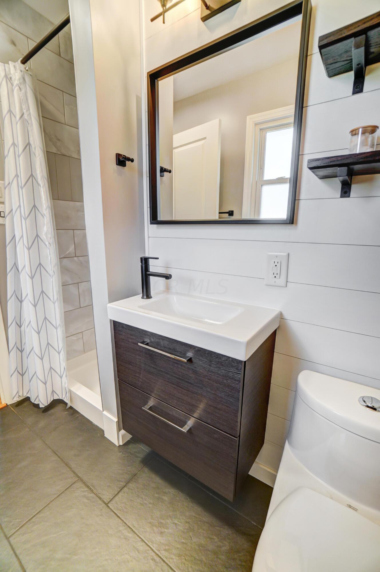 664 Beautyview Court