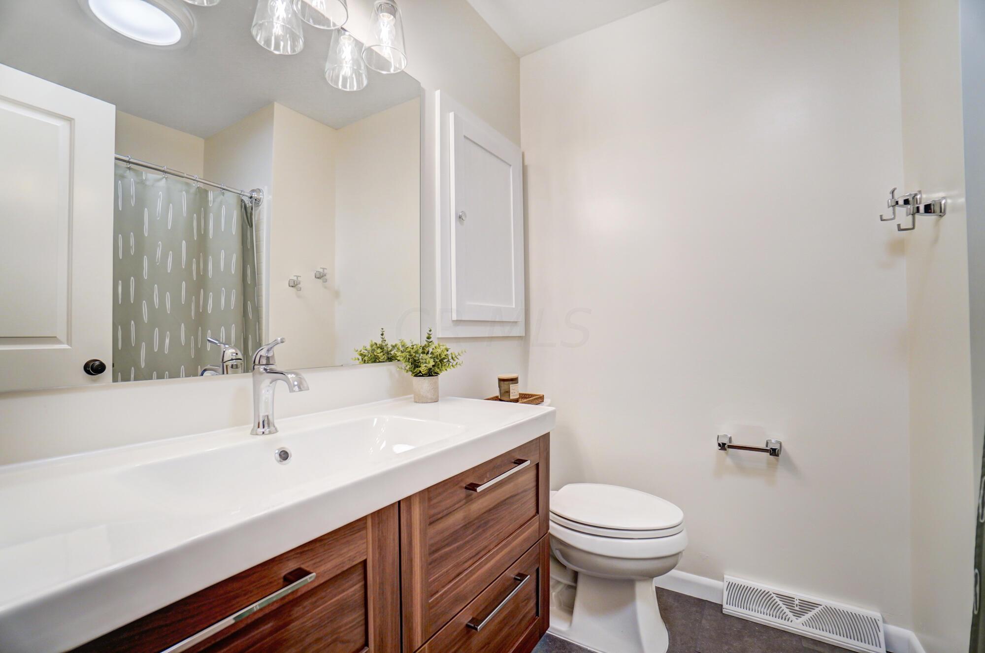 664 Beautyview Court