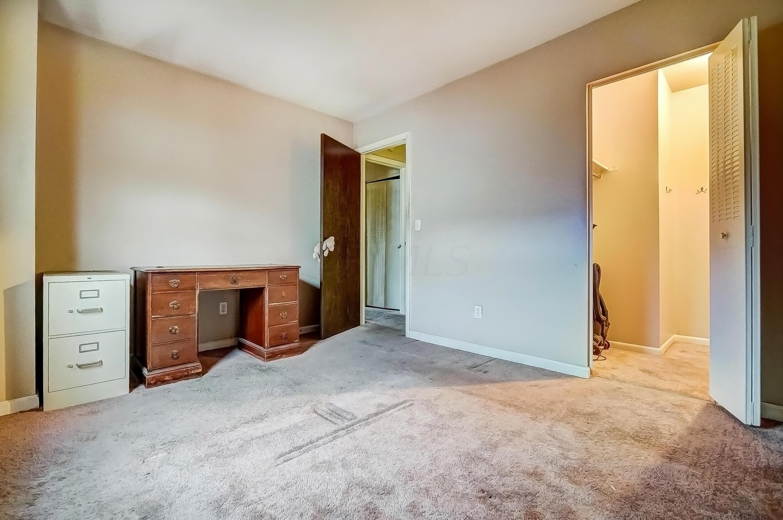 1357 Baja Lane, 27