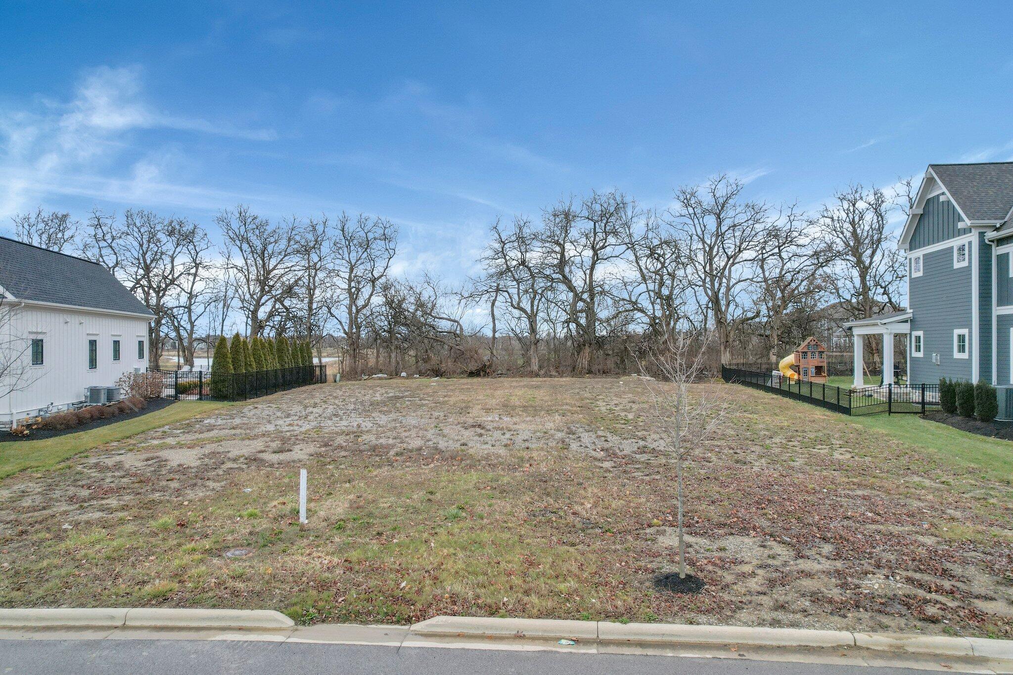 5561 Maple Drive